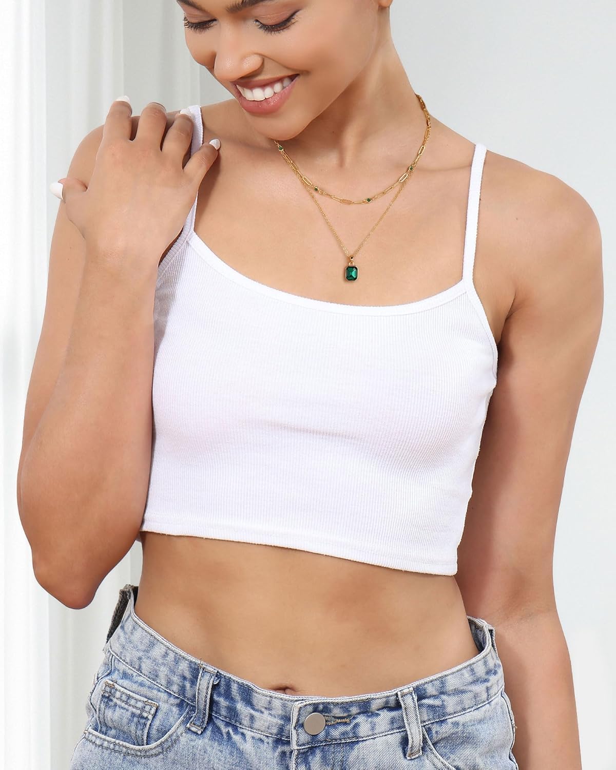 Lourny Gold Layered Crystal Necklace for Women, 18K Gold Plated Choker Emerald Green Dainty Chain Trendy Statement Necklace Jewelry for Women Gifts - Image 3