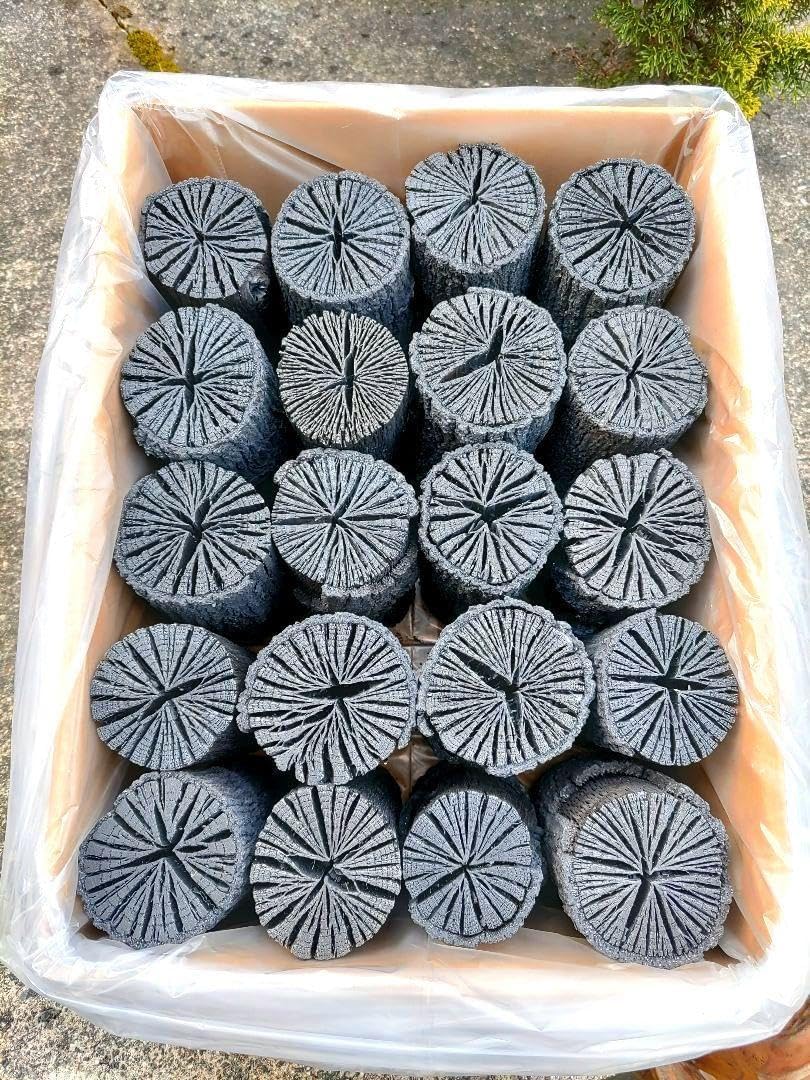 【愛媛産】クヌギ炉用胴炭約5kg 皮剥がれ 愛媛産】 クヌギ炉用胴炭約5kg 皮剥がれ 愛媛産】クヌギ炉用