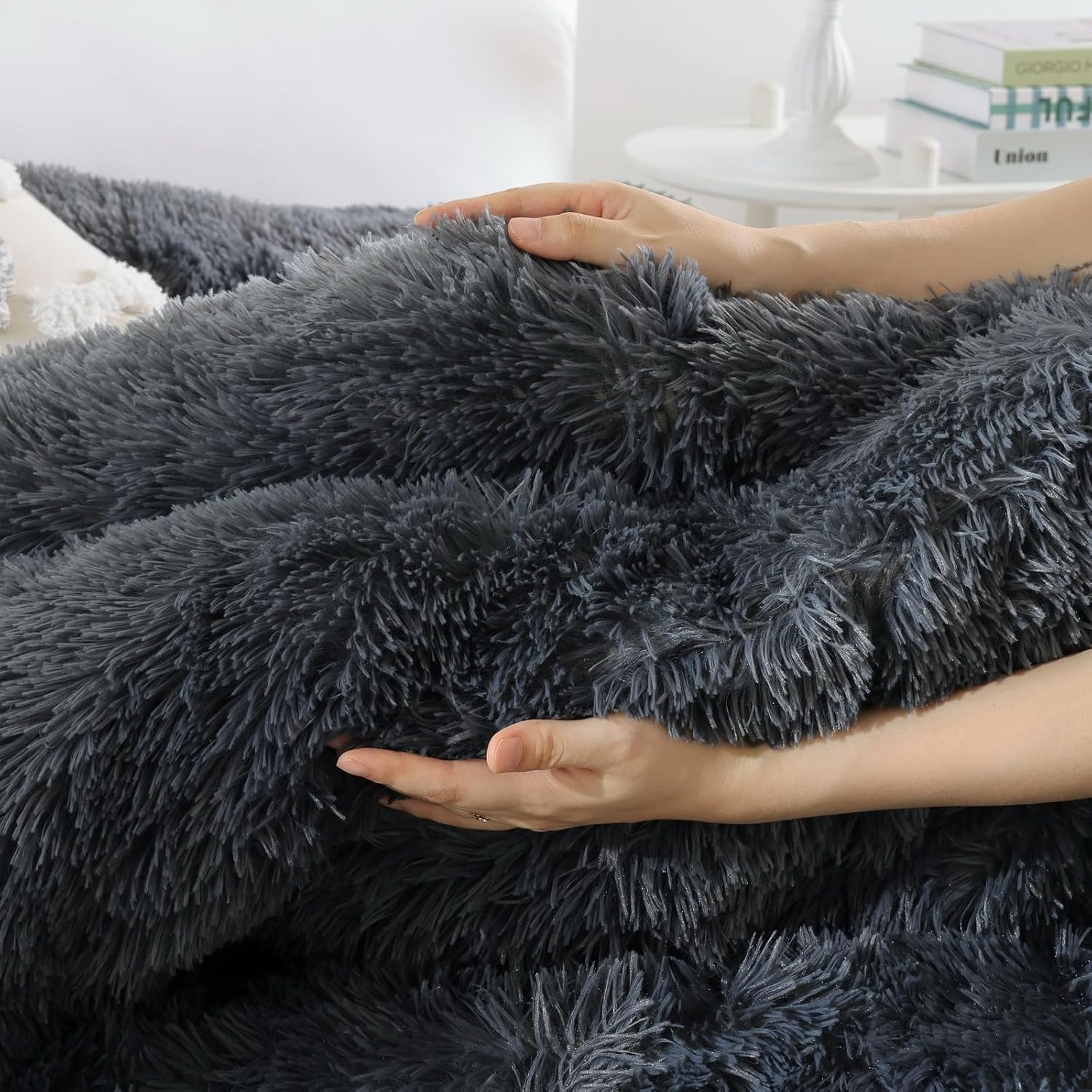 Smoofy Fluffy Queen Comforter Set, Faux Fur Comforter Set Queen Size, Luxury Fuzzy Bedding Set, Soft Shaggy Bed Set for All Season, 3 Pieces - 1 Comforter & 2 Pillowcases, Dark Grey - Image 6
