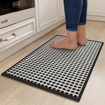 YDKGL Kitchen Mats for Floor, Super Absorbent Kitchen Rugs Non Slip Washable, Rubber Backing Soft Chenille Braided Kitchen Runner Rug Standing Mat Sink Mat, Easy to Clean, Black 17"x30"