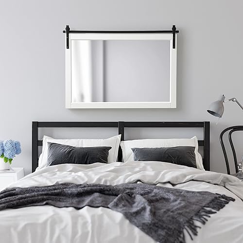 Miniatura 4 de Kate and Laurel Skylan - Espejo de pared rectangular moderno con marco inspirado en la puerta de granero para uso en baño o sala de estar 38 x 27