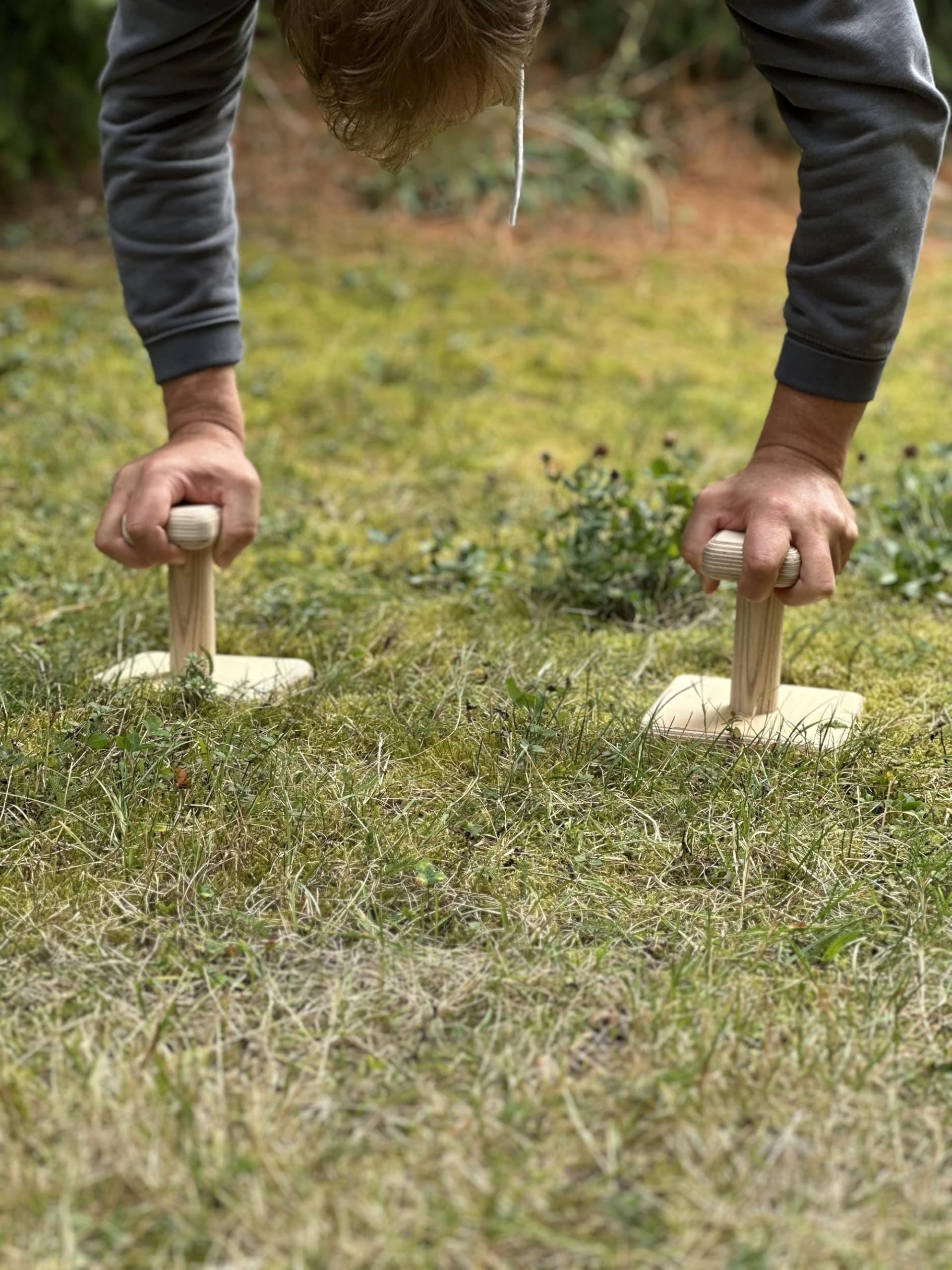 Handstandständer Mini für Calisthenics, 15x15 cm Basis, 16 cm Höhe, Holz Parallettes
