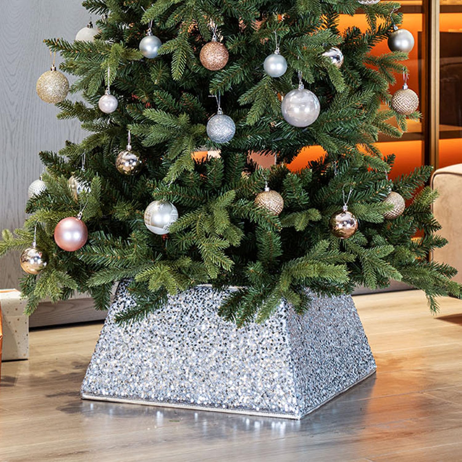 Taylor & Brown Dazzling Sequin Square Christmas Tree Skirt Stand Base Xmas Natural Folding Collar Basket Cover Decoration Tidy Home Decor 48 x 48 x 25cm (Silver)
