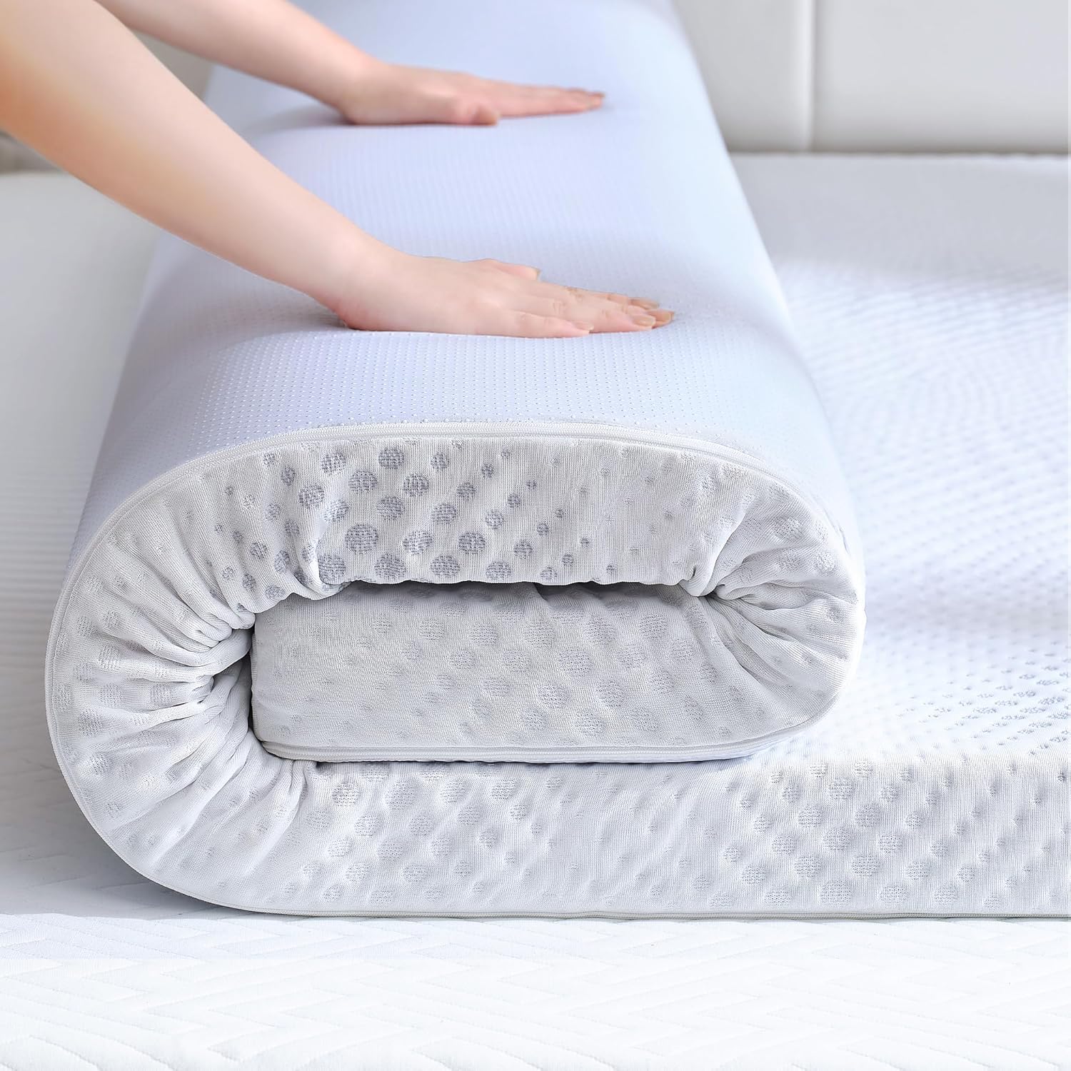 SINWEEK 3 Inch Gel Memory Foam Mattress Topper King Size Mattress Pad for Body Pressure Relief Cooling Bed