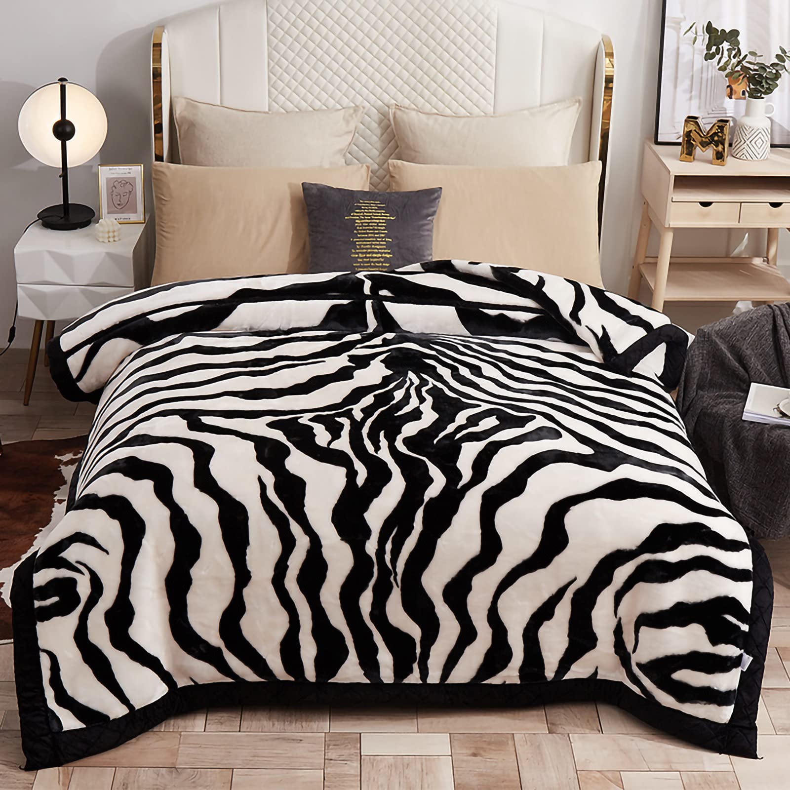 Korean Mink Blanket 59×79, Silky Soft and Warm - 2 Ply Reversible Raschel  Bed Blanket for Single Bed.（150x200cm-2.5kg）. : Amazon.co.uk: Home u0026 Kitchen