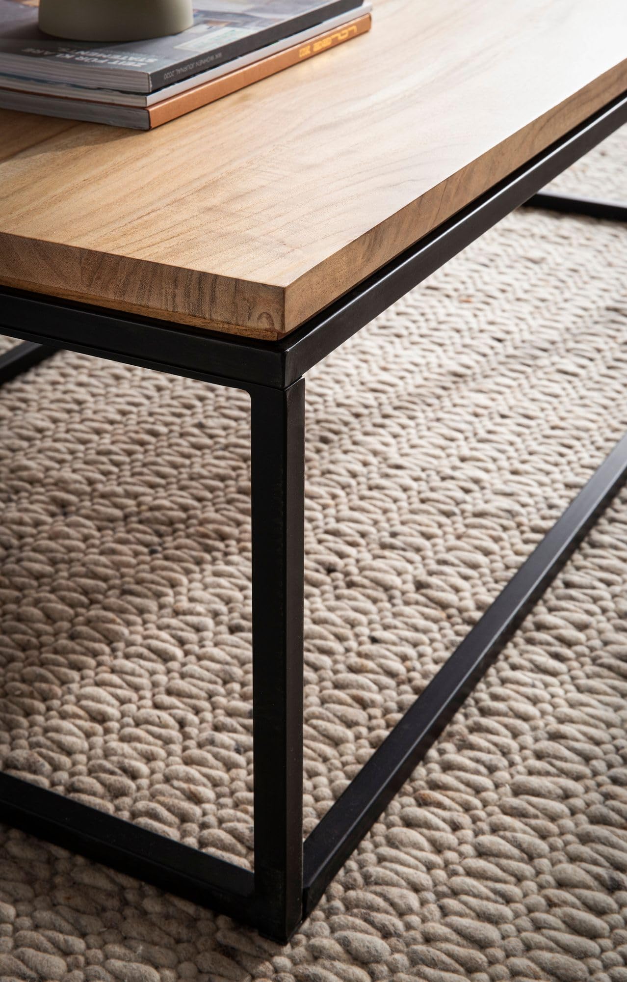FineBuy Stolik Kawowy 120x60x40 cm Lite Drewno Akacjowe, Metalowy Stelaż | prostokątny stolik do salonu z solidnym stelażem na 4 nogach, stolik pod sofę z prawdziwego drewna, ręcznie wykonany