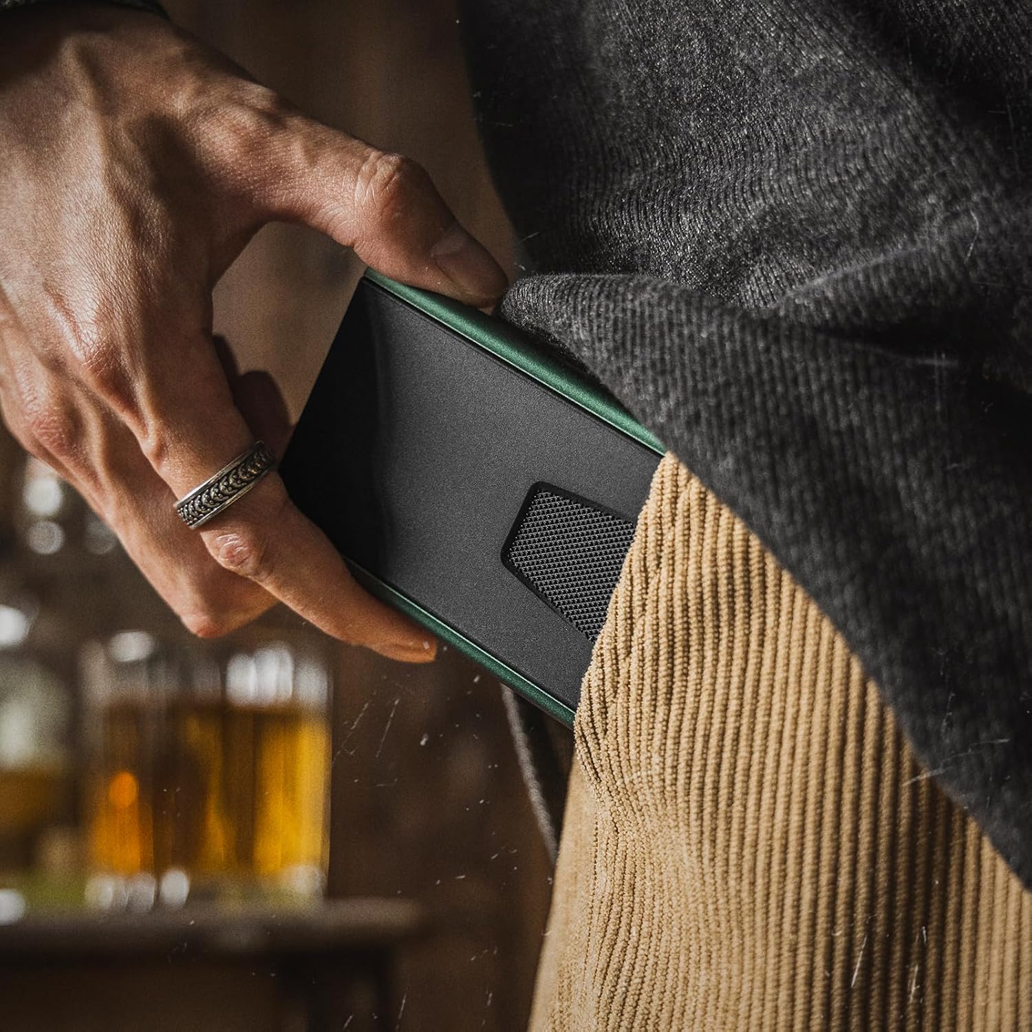 DUGRAFT Card Wallet for Men, Minimalist Credit Card Holder, Small Thin Mens Slim Wallet RFID, Metal Pop Up RFID Blocking Compact Wallet for Men - Image 5