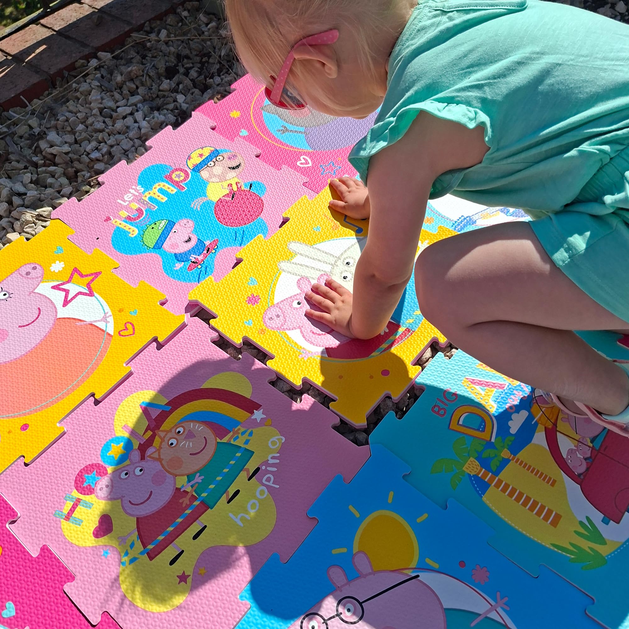 Peppa Pig Schaumstoff-Spielmatten | Weiche Baby Kleinkind Bodenmatte Fliesen für Laufstall, Bauchzeit | 10 mm dick ineinandergreifende 12-teilige Matte für Kinder
