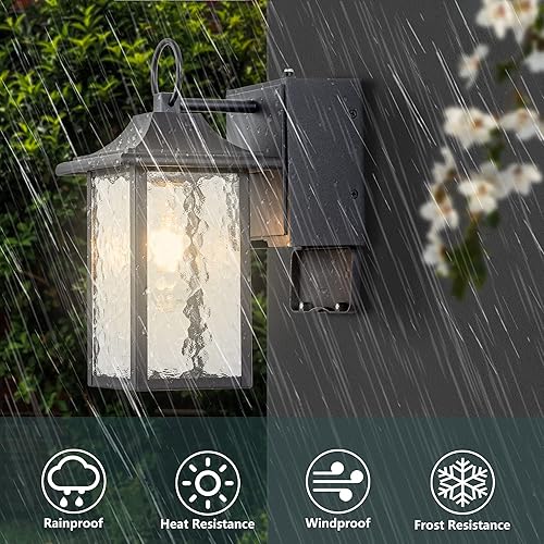 Miniatura 9 de Luz de porche para exteriores con salida GFCI, lámpara exterior del atardecer al amanecer, luz de porche frontal negra mate para casa, aplique de