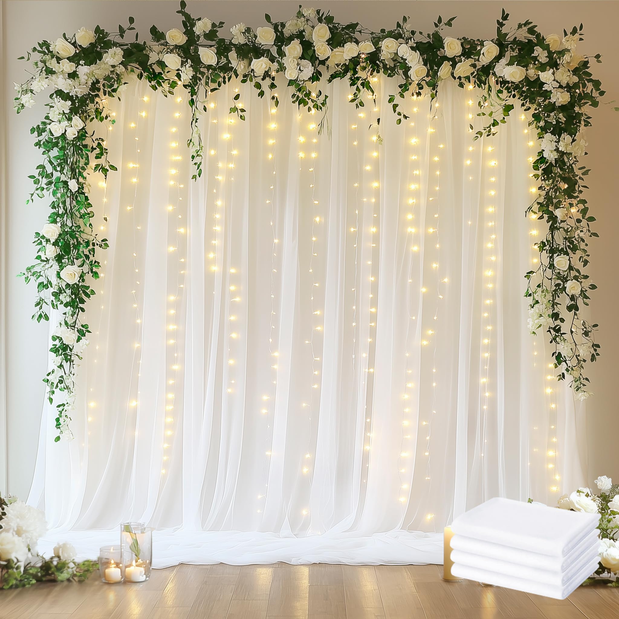 Voilage blanc lumineux de fête pour décorer un grand mur facilement