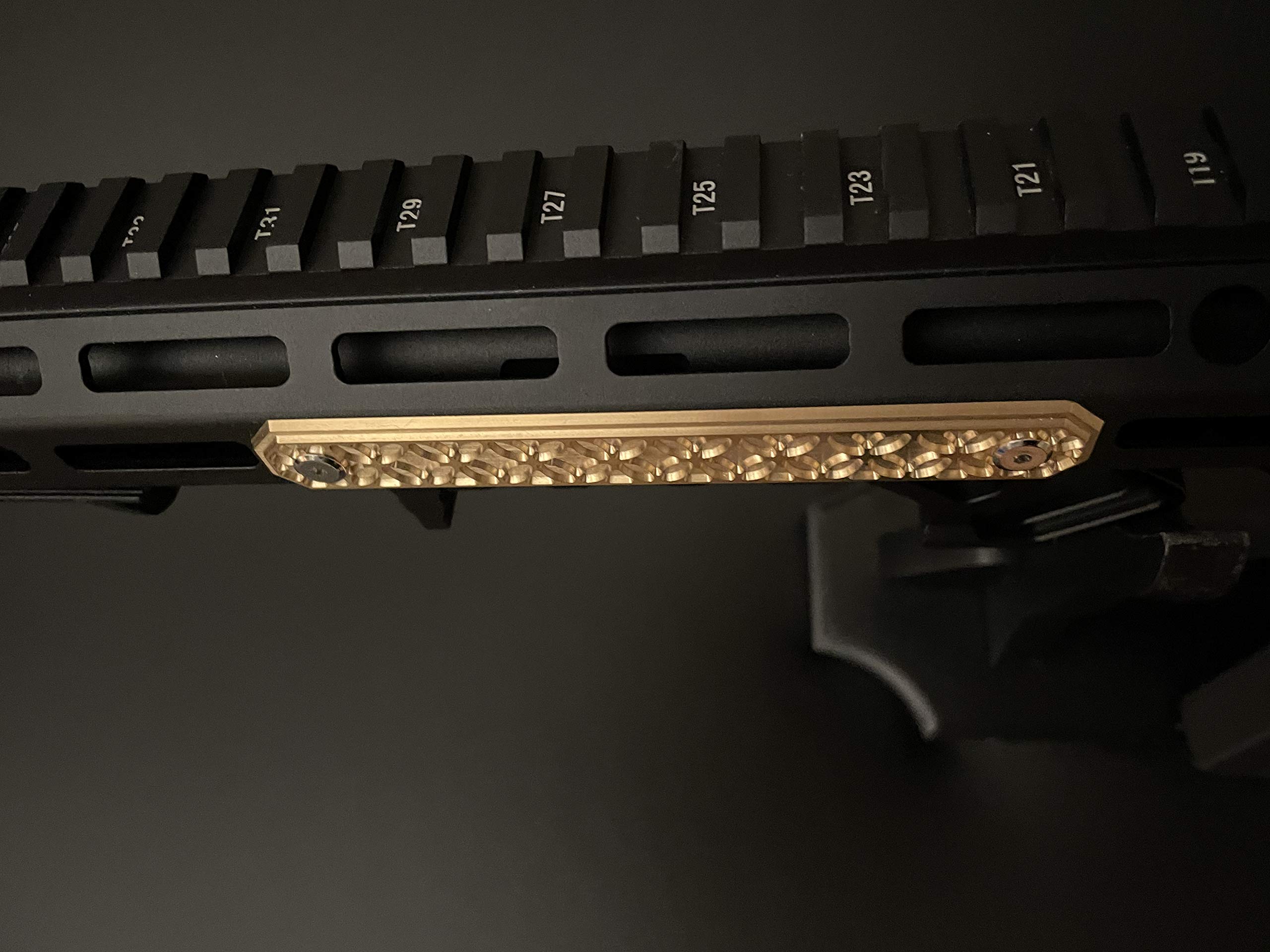 Amazon.co.jp: 真鍮製レールカバー ハンドガード用 M-LOK対応 日本製