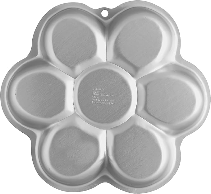 Wilton Dancing Daisy Cake Pan Novelty Cake Pans Home