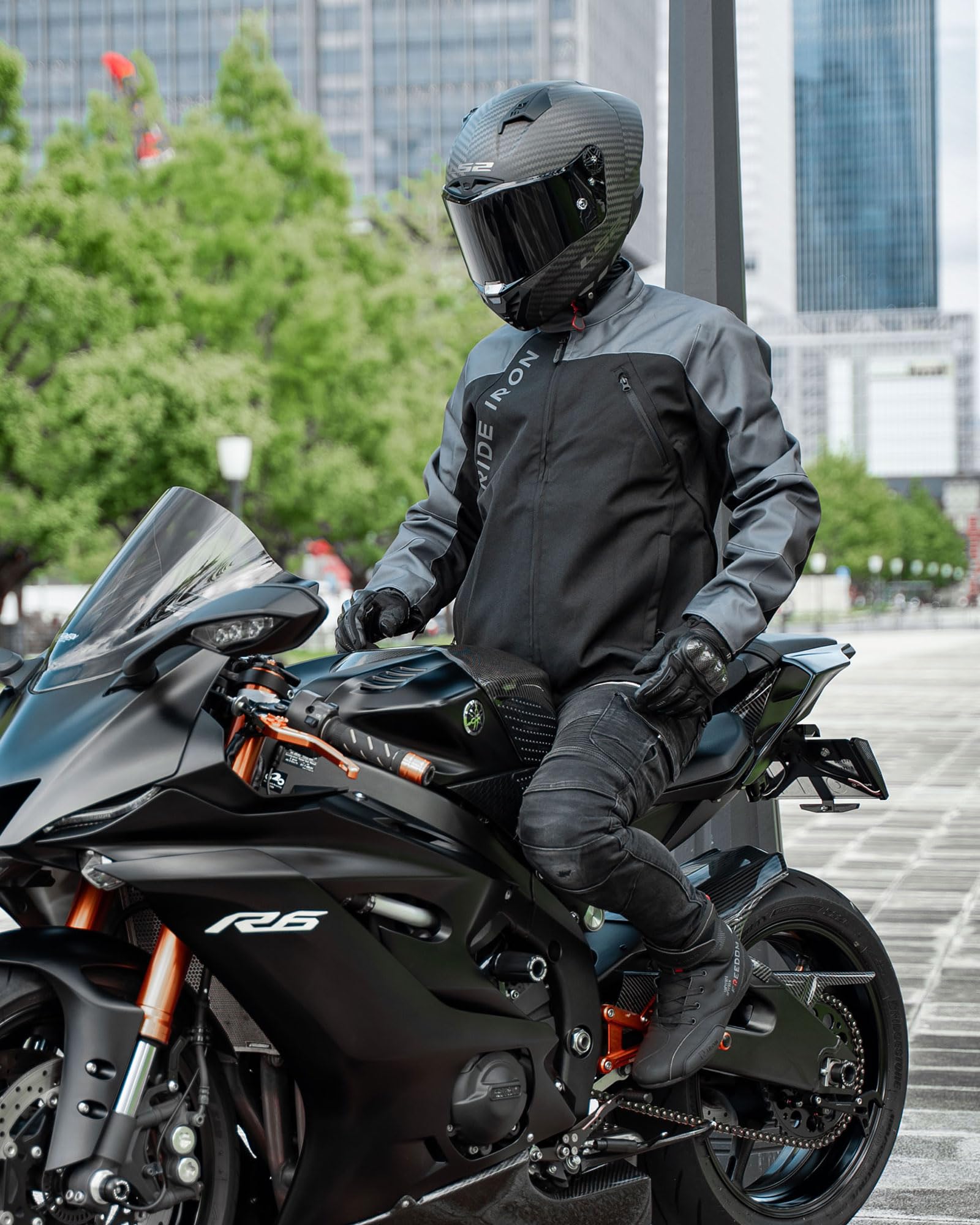RIDEIRON Motorradjacke Herren mit Protektoren CE – Reflektierendes Logo, 4 Taschen, Atmungsaktiv mit Belüftungsreißverschluss, Textil Biker Jacke 4 Jahreszeiten mit Thermofutter M-XXL