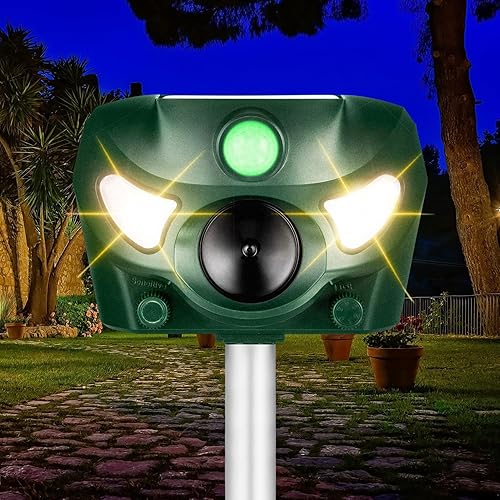 Qxyang Repelente para exteriores modelo 2023, súper impermeable, área de cobertura de 26 pies y 110, 5 modos de trabajo y luces LED intermitentes