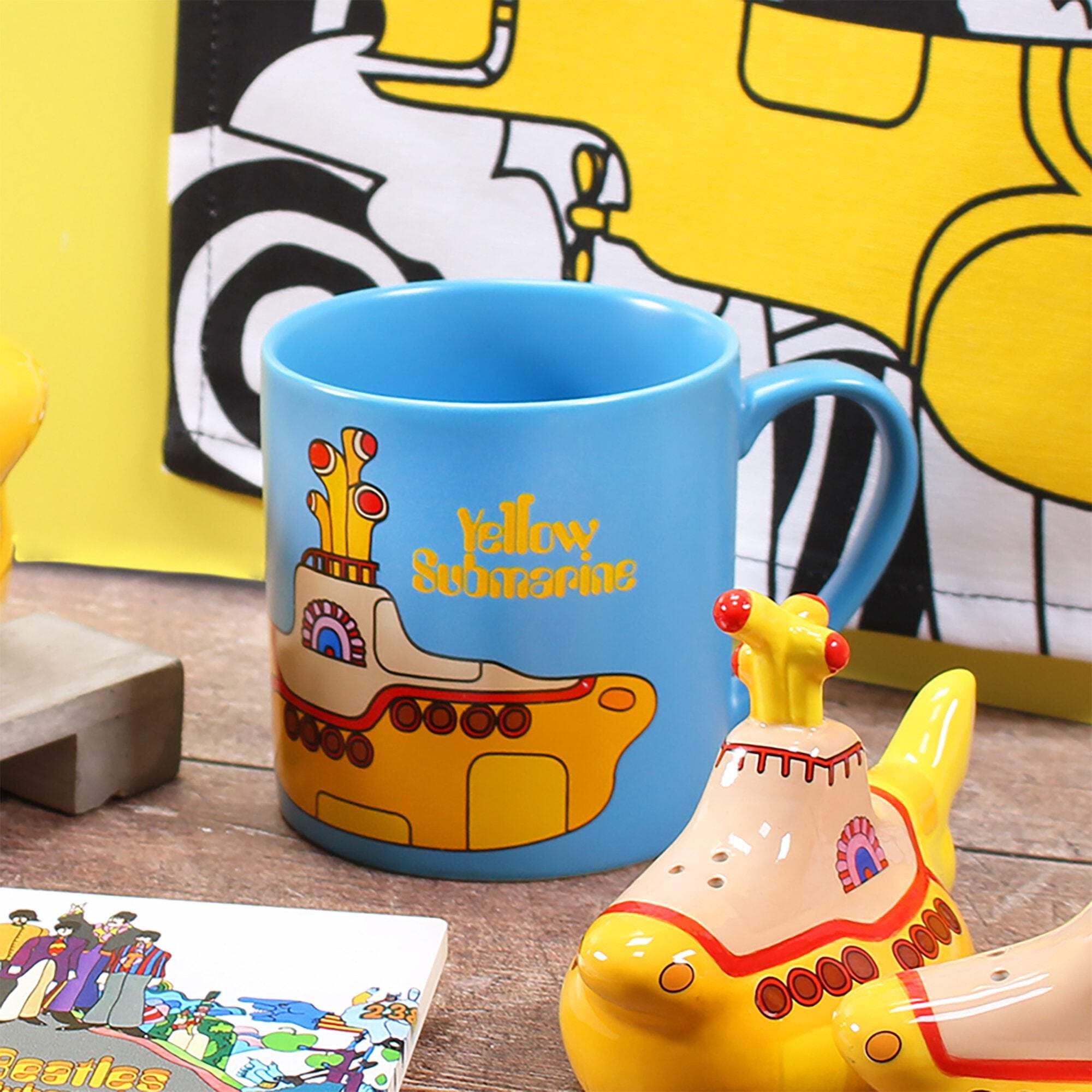 Amazon.co.jp: The Beatles イエロー Submarine 新しい 公式 ブルー