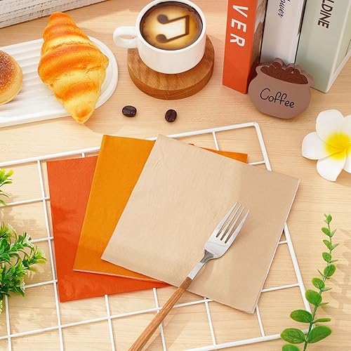 Miniatura 5 de Whaline Paquete de 150 servilletas de color naranja de otoño de 6.5 x 6.5 pulgadas, 3 colores desechables de papel con temática naranja, servilletas
