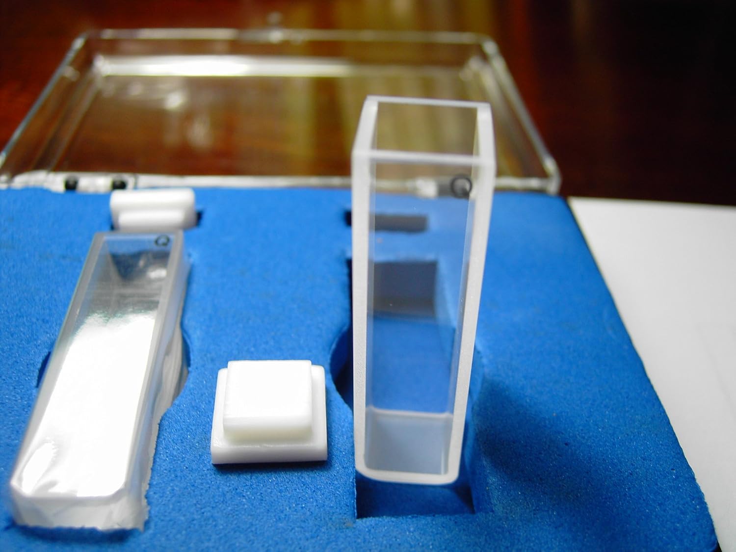 Set of 2 Quartz Cuvettes, standard,10mm, 3.5 mL, spectrometer cell