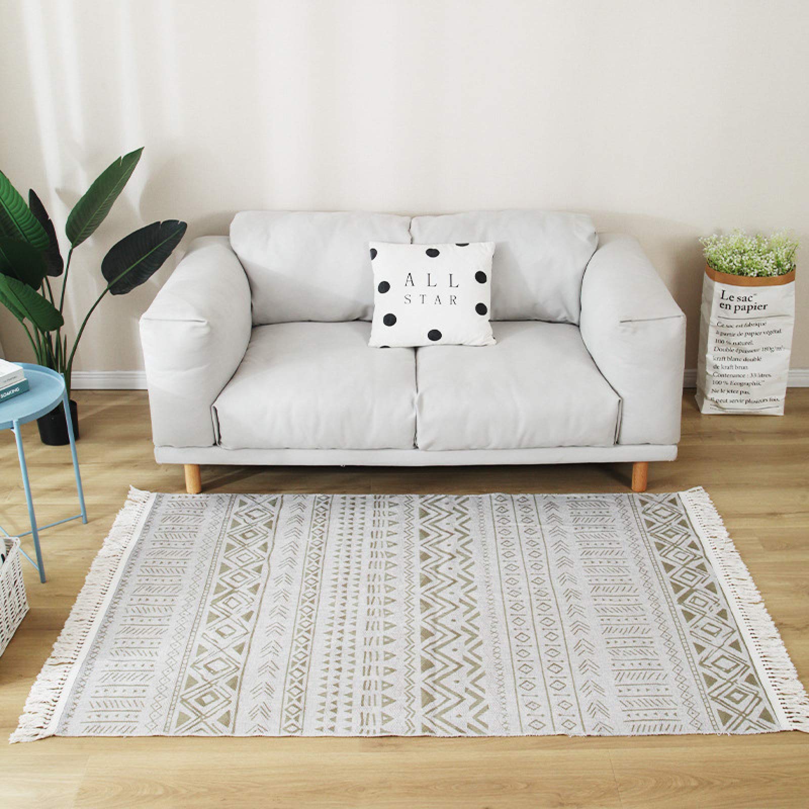 Tapis en coton tissé main 80x160cm aux finitions touffetées haut de gamme