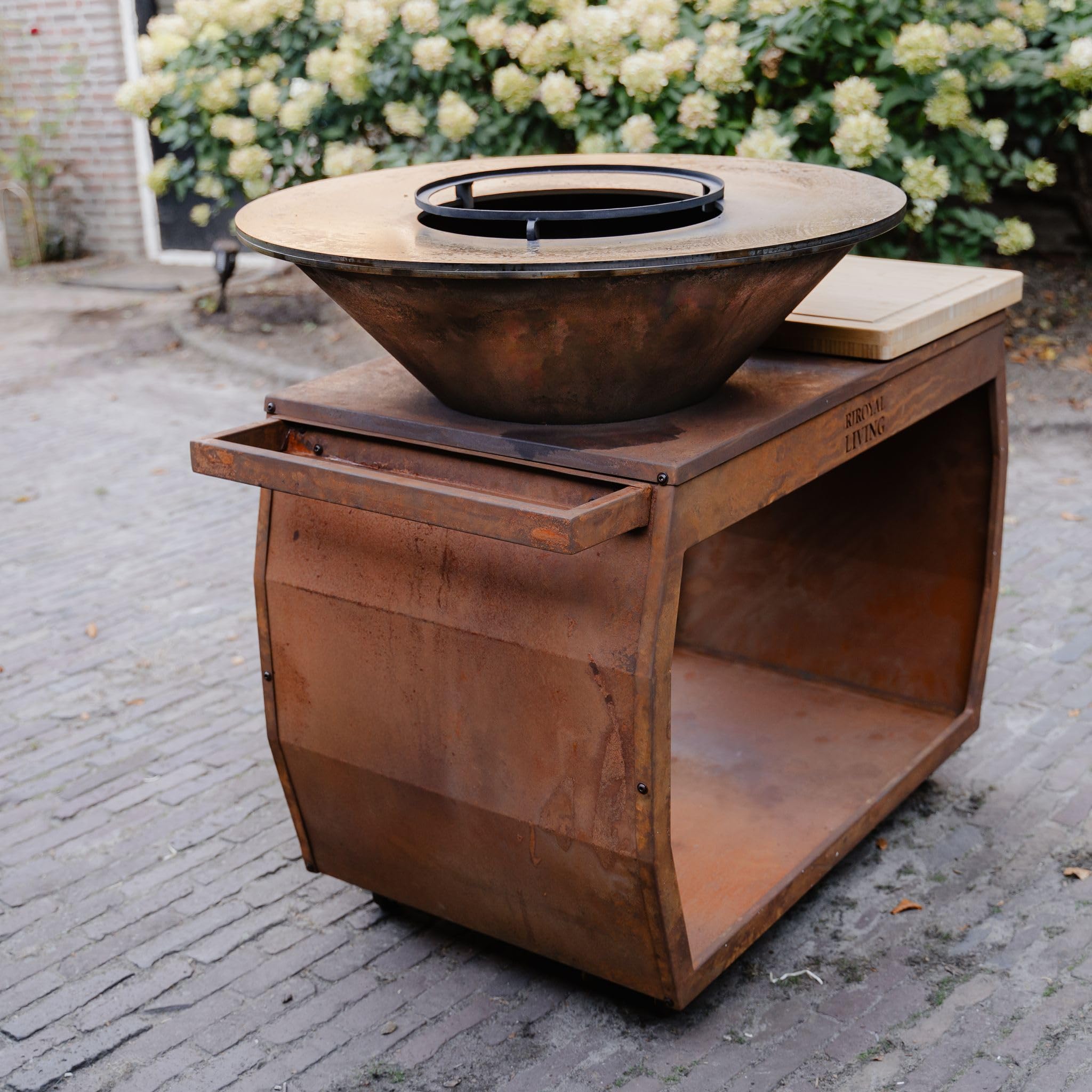 Barbecue Plancha Grill Big Jack 3.0 in acciaio Corten, anello di fuoco, braciere con piastra di fuoco, cestino per il fuoco, braciere