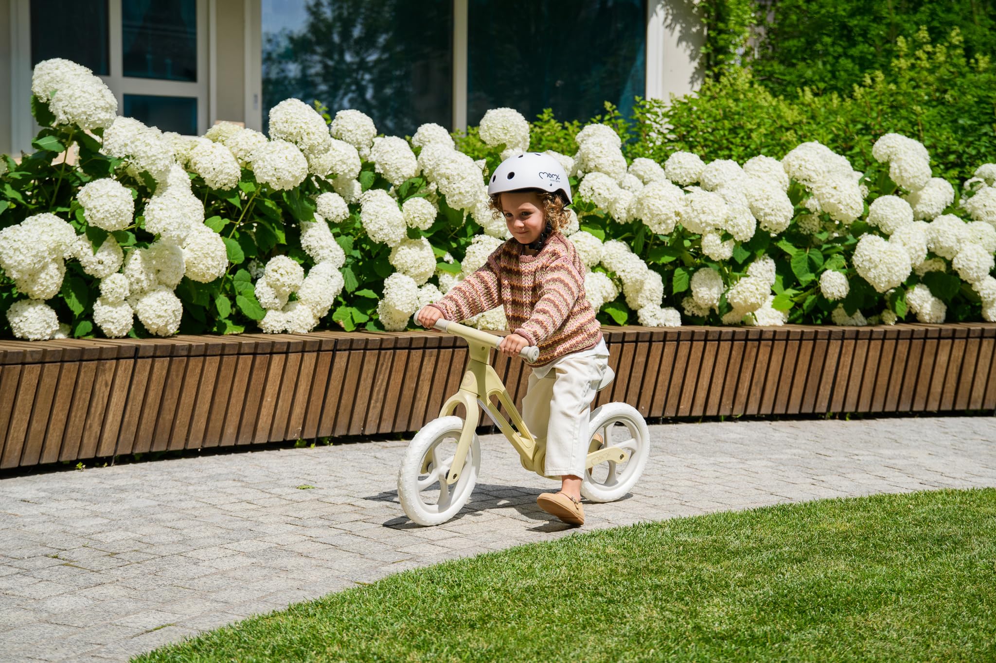 Momi Bicicletta senza pedali NORU per bambini dai 2 anni (max 25 kg), pieghevole con un pulsante, sella regolabile, ruote EVA antiforatura da 12"