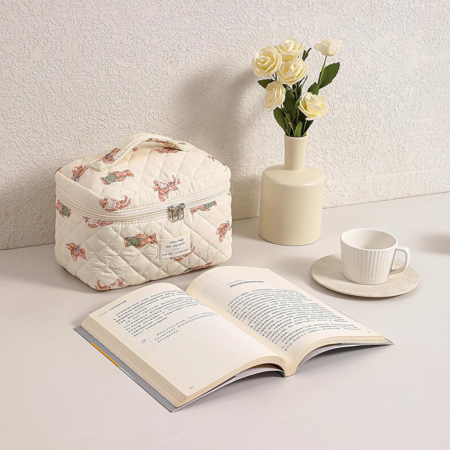 RSRSLEII 3Pcs Large Quilted Makeup Bag for Women and Girls, Cute Coquette Floral Cotton Cosmetic Bag, Aesthetic Travel Organized Toiletry Bags (3pcs Bear)