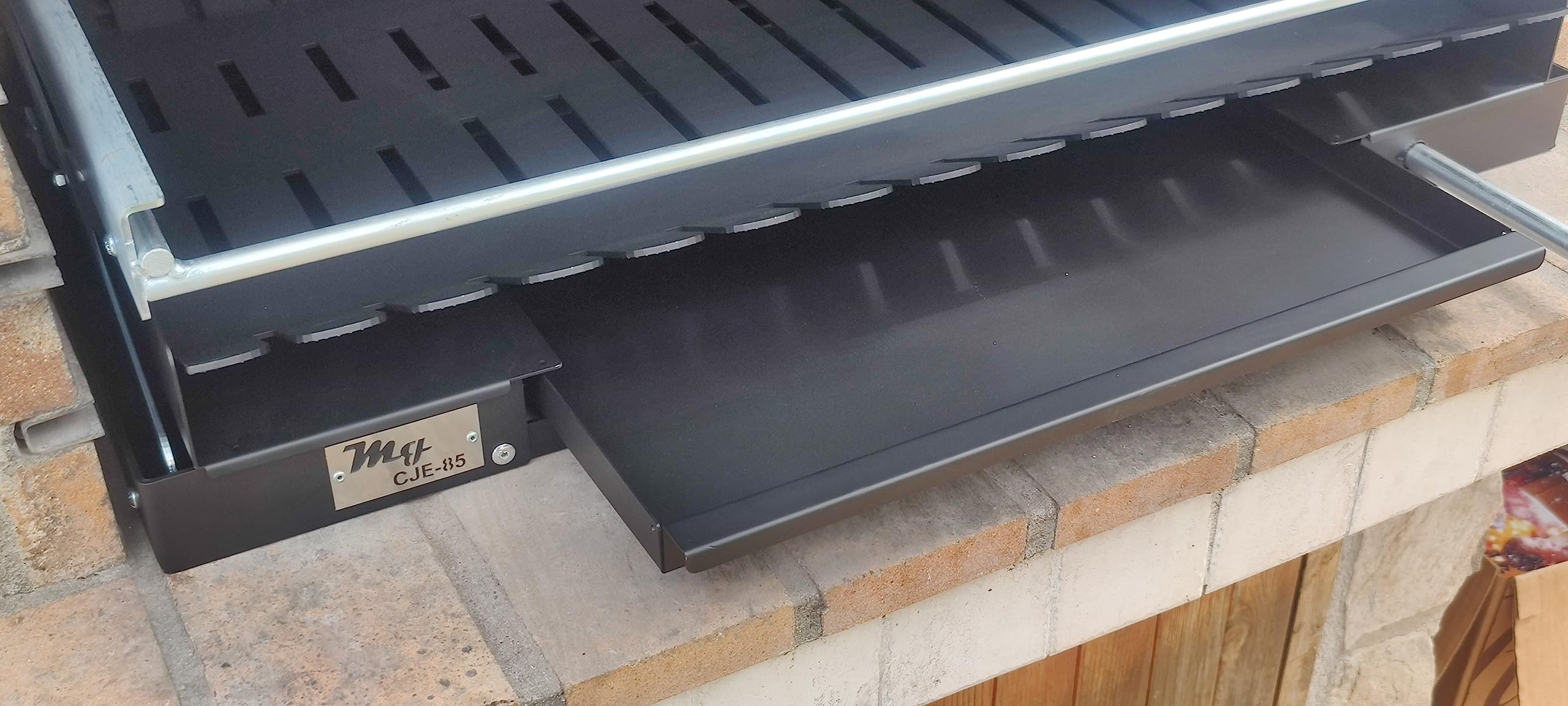 Cajon Barbacoa con Parrilla Elevable, Soporte barbacoa obra, Parrilla Chimenea leña, soporte elevador Barbacoa para tus Asados o Paellas, apta para Carbón y Leña (550)