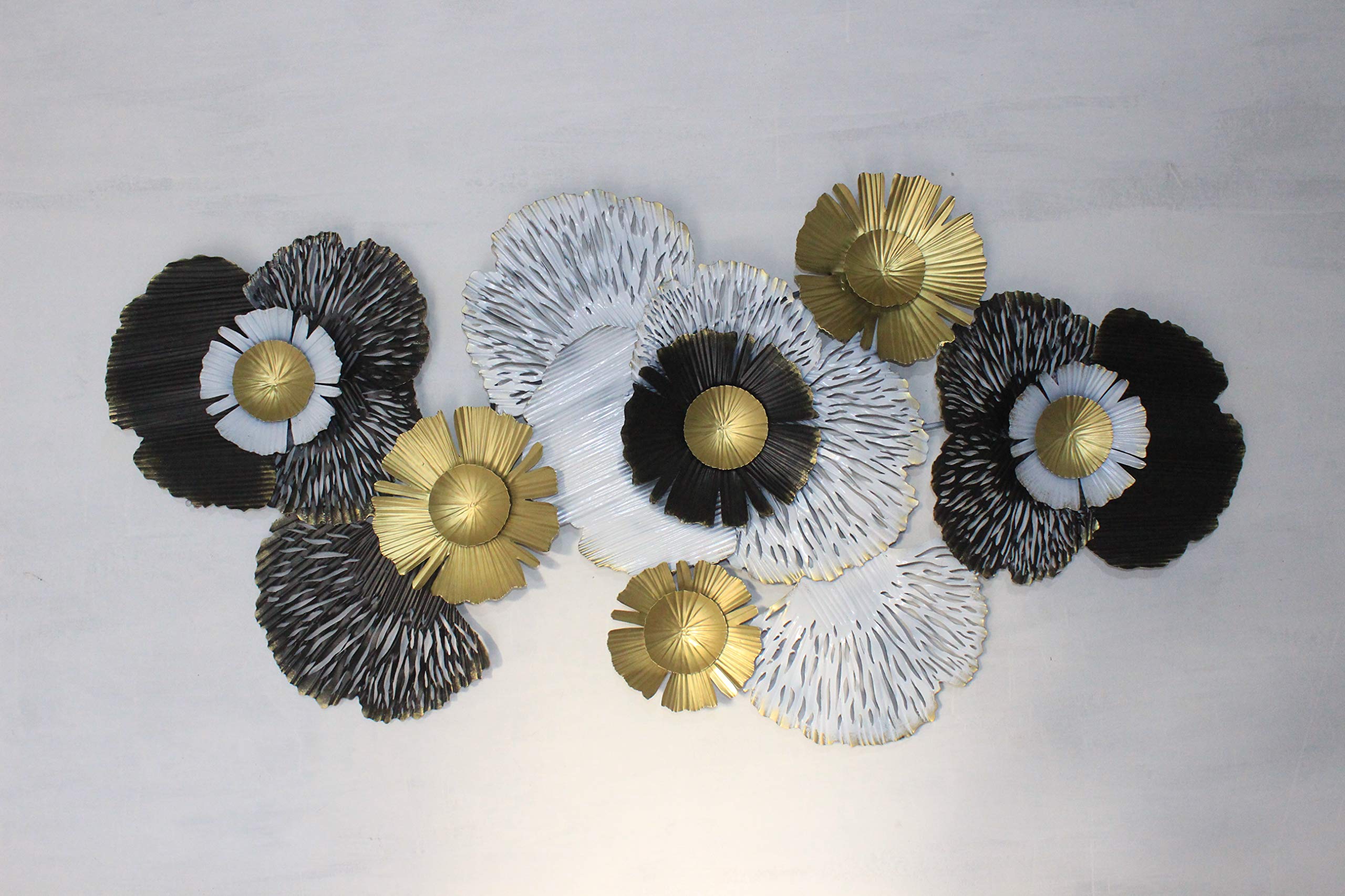 KUMAR INDUSTRIES Metal Wall Decor Wall Hanging Wall for Home/Living Room/Bedroom/Hotel/ (Size 51x27 inch)