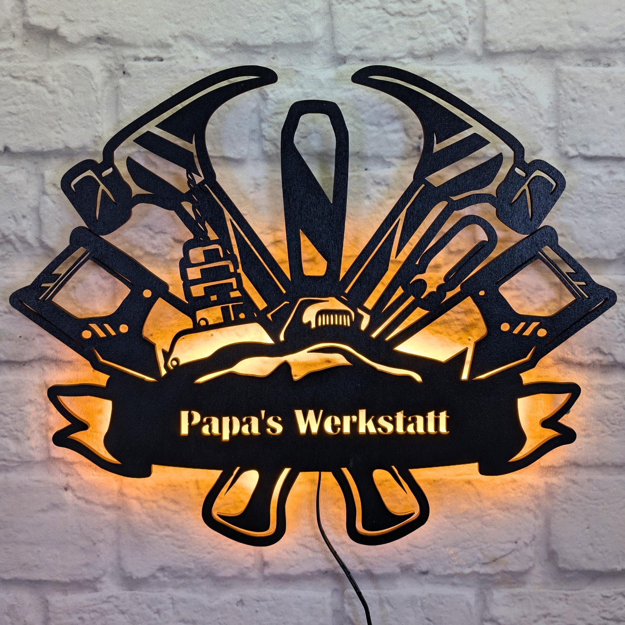 Areda Design WoodFriends Wanddeko „Papa’s Werkstatt“ – personalisierte Wanddekoration aus Holz – Geschenk zum Vatertag für Vater, Handwerker & Heimwerker