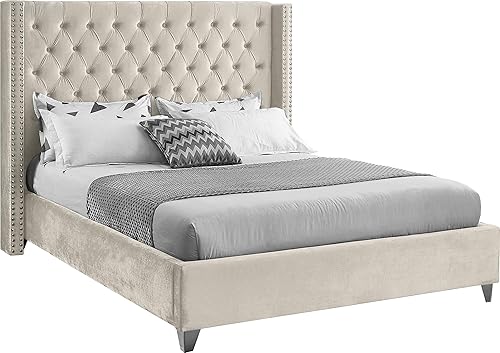 Miniatura 15 de Meridian Furniture – Cama con respaldo de terciopelo abotonado, Aiden-Q-Aiden, con recortes cromados con forma de cabezal de clavos y patas