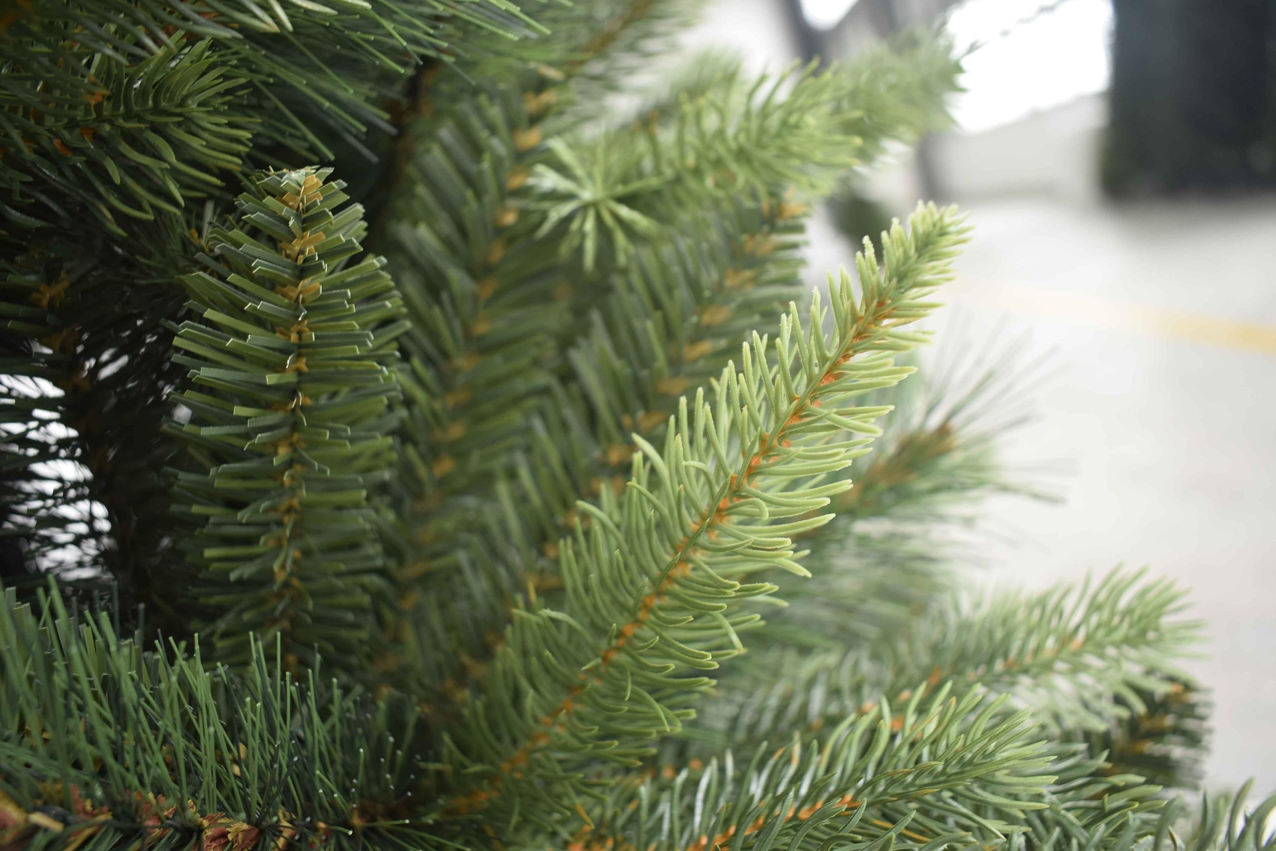 Arbre de Noël Réaliste Feuilles PVC PE Superépais Vert Ouverture Rapide 210 cm - 2971 Branches