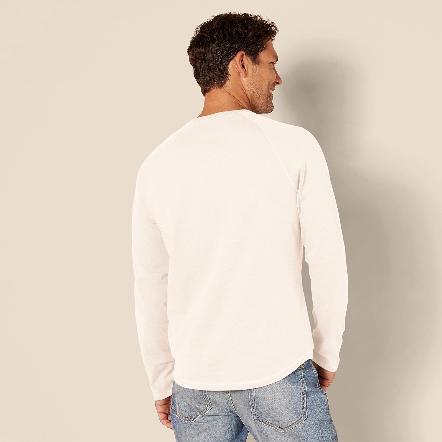 Amazon Essentials Men's Slim-Fit Long-Sleeve Henley Shirt - Image 2