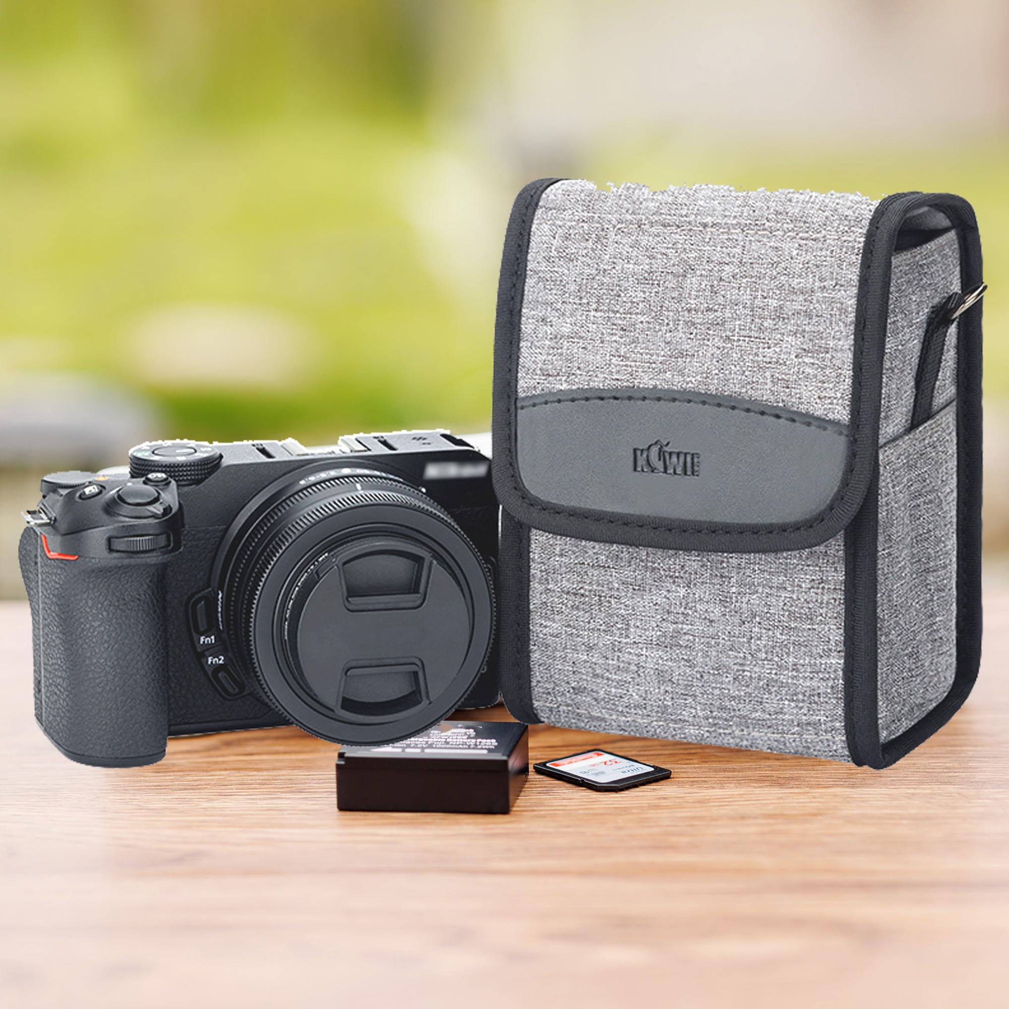 KIWIFOTOS Sac à Bandoulière Compact pour Caméra, Sac de Voyage, Sac à Bandoulière pour Appareil Photo Reflex/sans Miroir et Objectif pour Canon, Nikon, Sony, Fujifilm, Ricoh, avec Bandoulière (Gris)