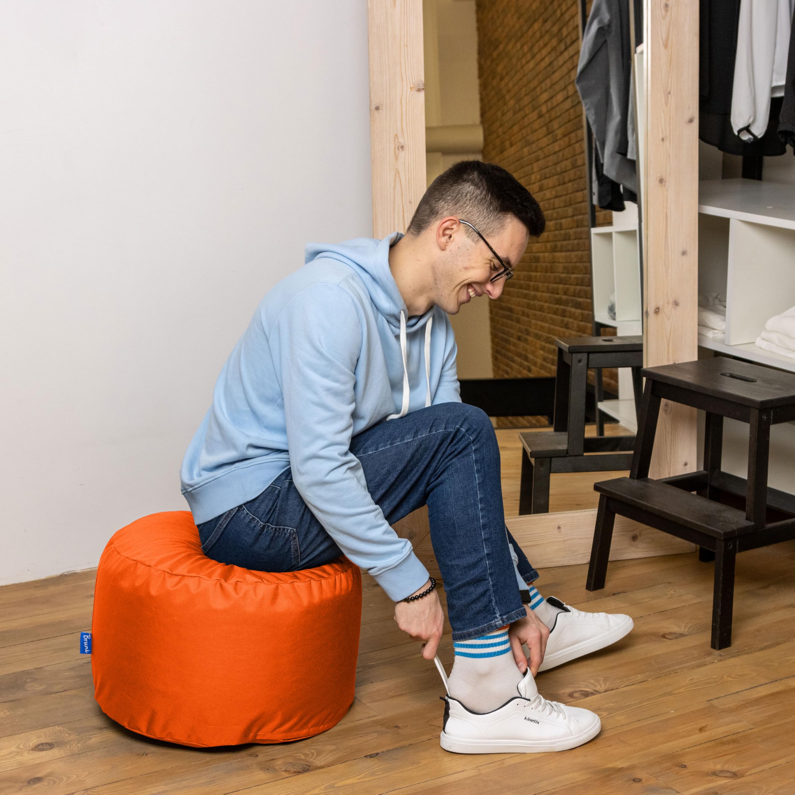 Bruni Pouf Rotondo L Arancione – Pouf poggiapiedi per interni ed esterni, Sgabello a sacco con imbottitura in perle EPS, Cuscino rotondo da Yoga e meditazione, Fodera lavabile