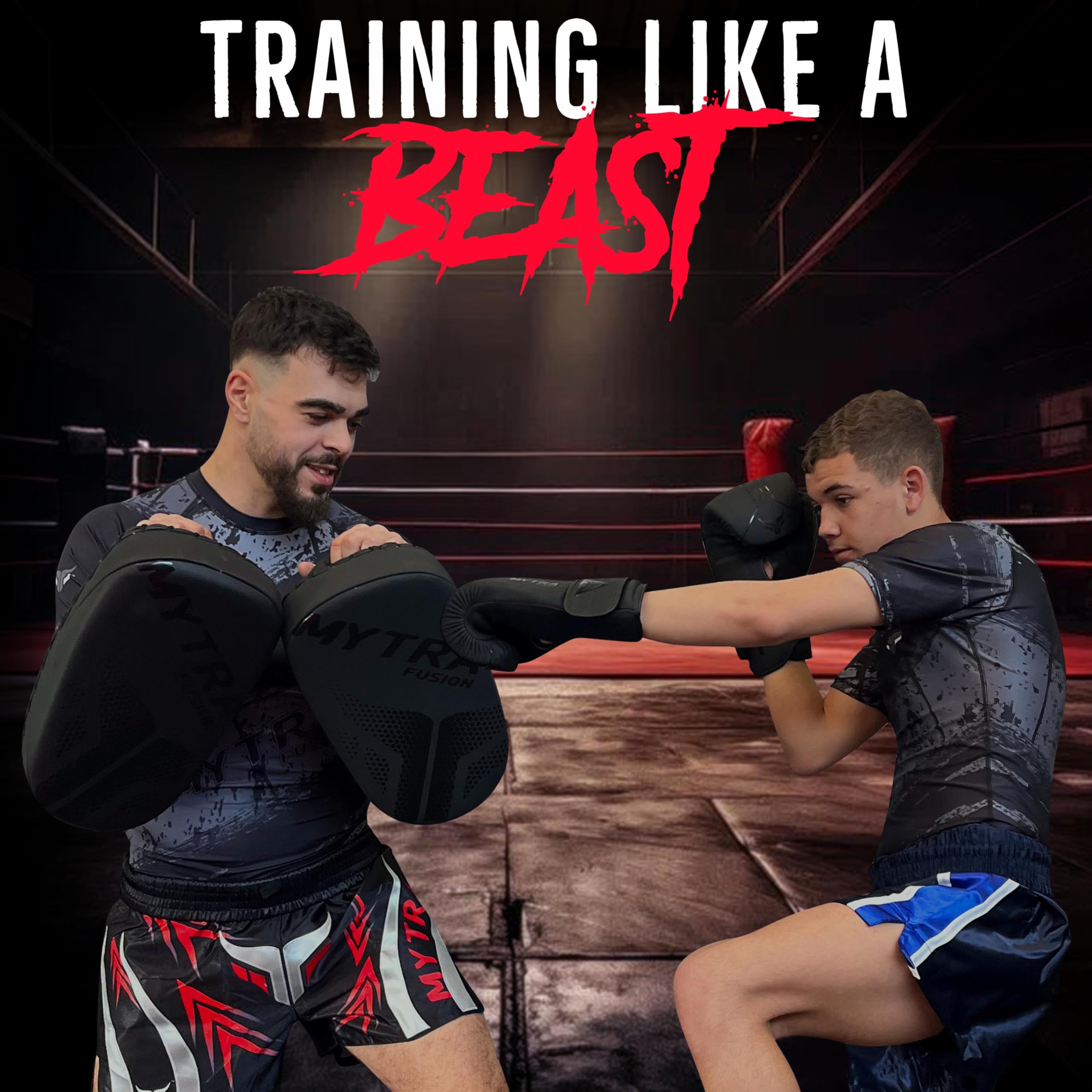 Mytra Fusion Pao Curvi in Pelle Colpitori per MMA, Kickboxing, Taekwondo, Allenamento e Arti Marziali Scudo Kick Pad Thai X 1 Unità Singola