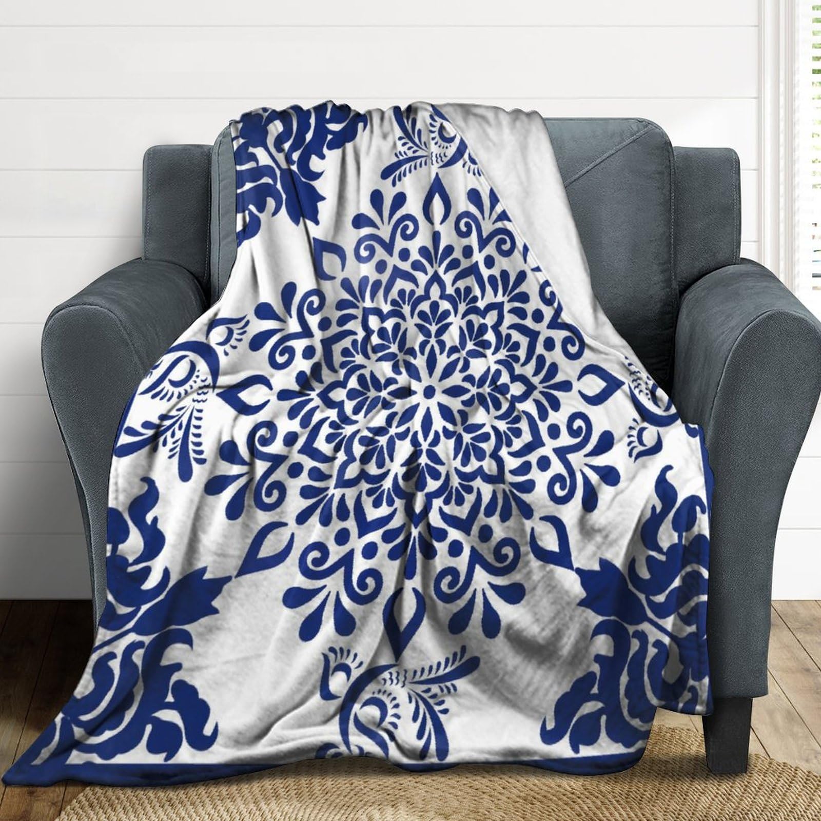 40x50in Flannel Fleece Throw Blanket for Couch Office Bed Chinese Classical Style Blue And White Porcelain Print Lightweight Plush Fuzzy Cozy Soft Blankets And Throws for Kids All Season Use - Image 5