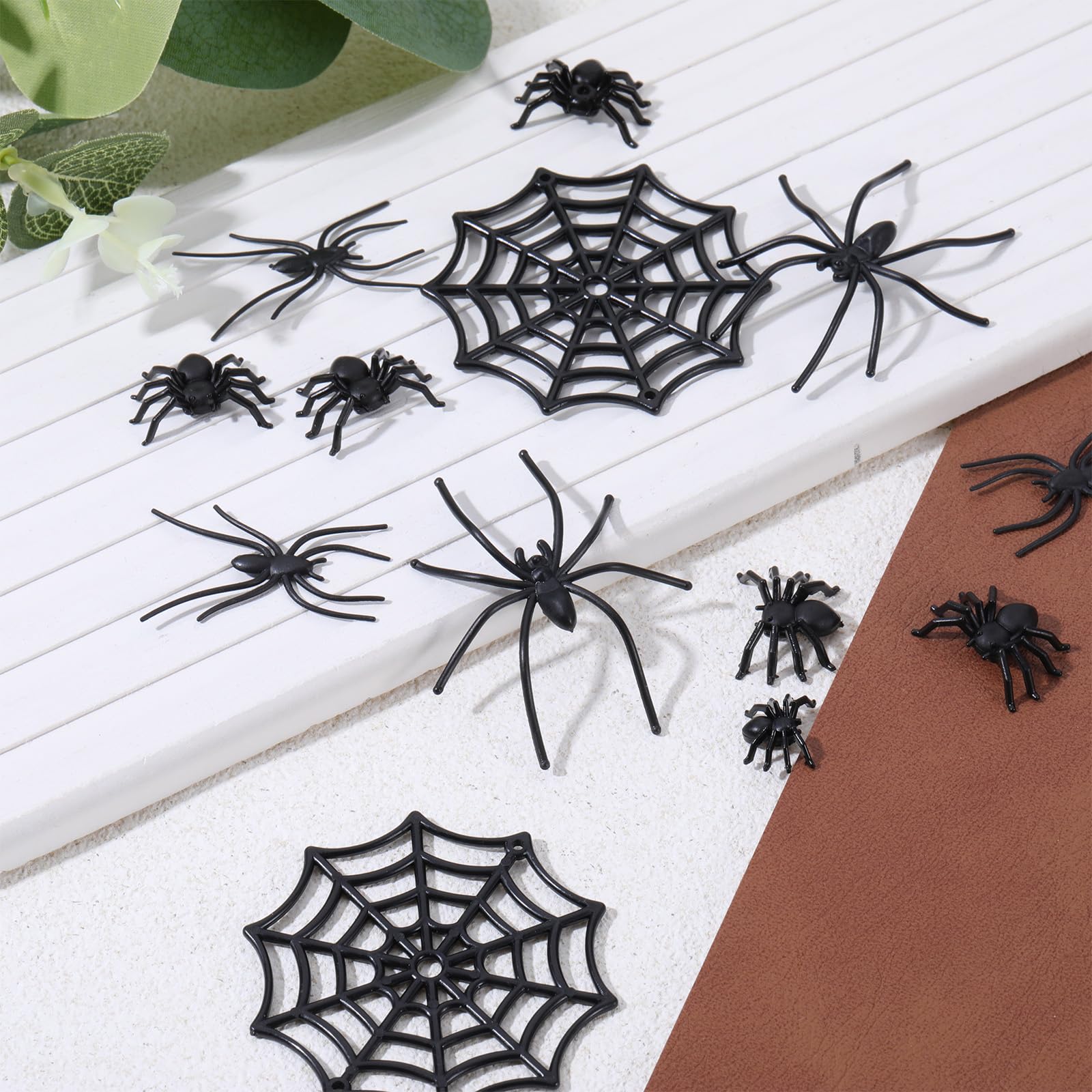 120 Pcs Halloween Spooky Black Plastic Spiders Halloween Party Decorations Mini Prank Realistic Spiders Joke Prank Spiders Props for Halloweens Embellishments Home Party Supplies - Image 3