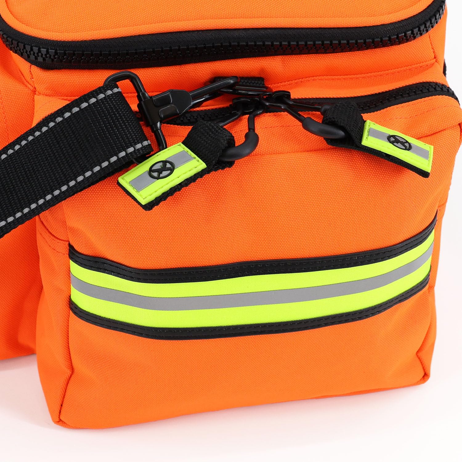 Lightning X Bolsa EMT de primeros auxilios de tamaño mediano | LXMB25 | Kit de primeros auxilios totalmente abastecido con más de 200 suministros BLS - Naranja