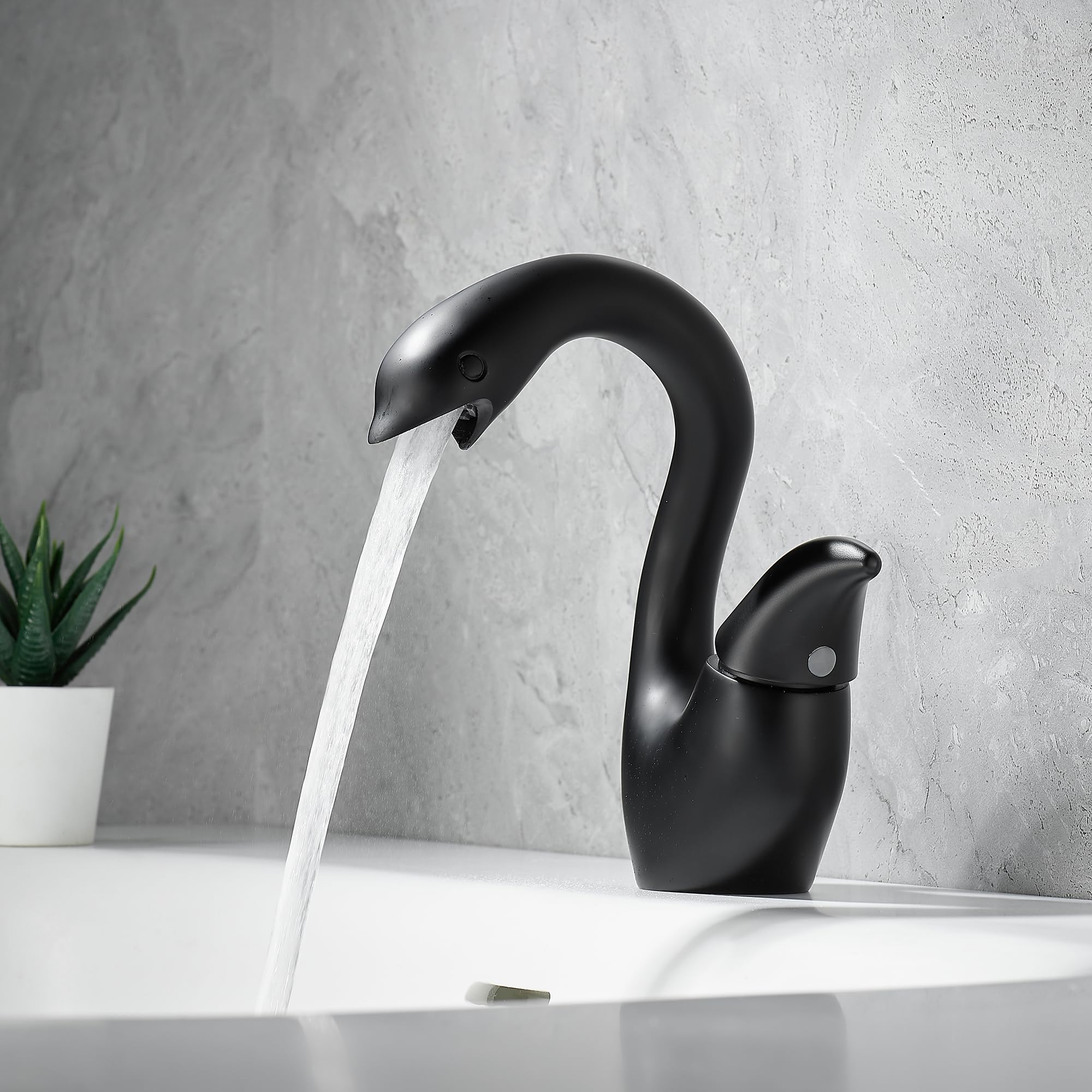 Mitigeur de salle de bain noir contre le calcaire pour eau chaude et froide