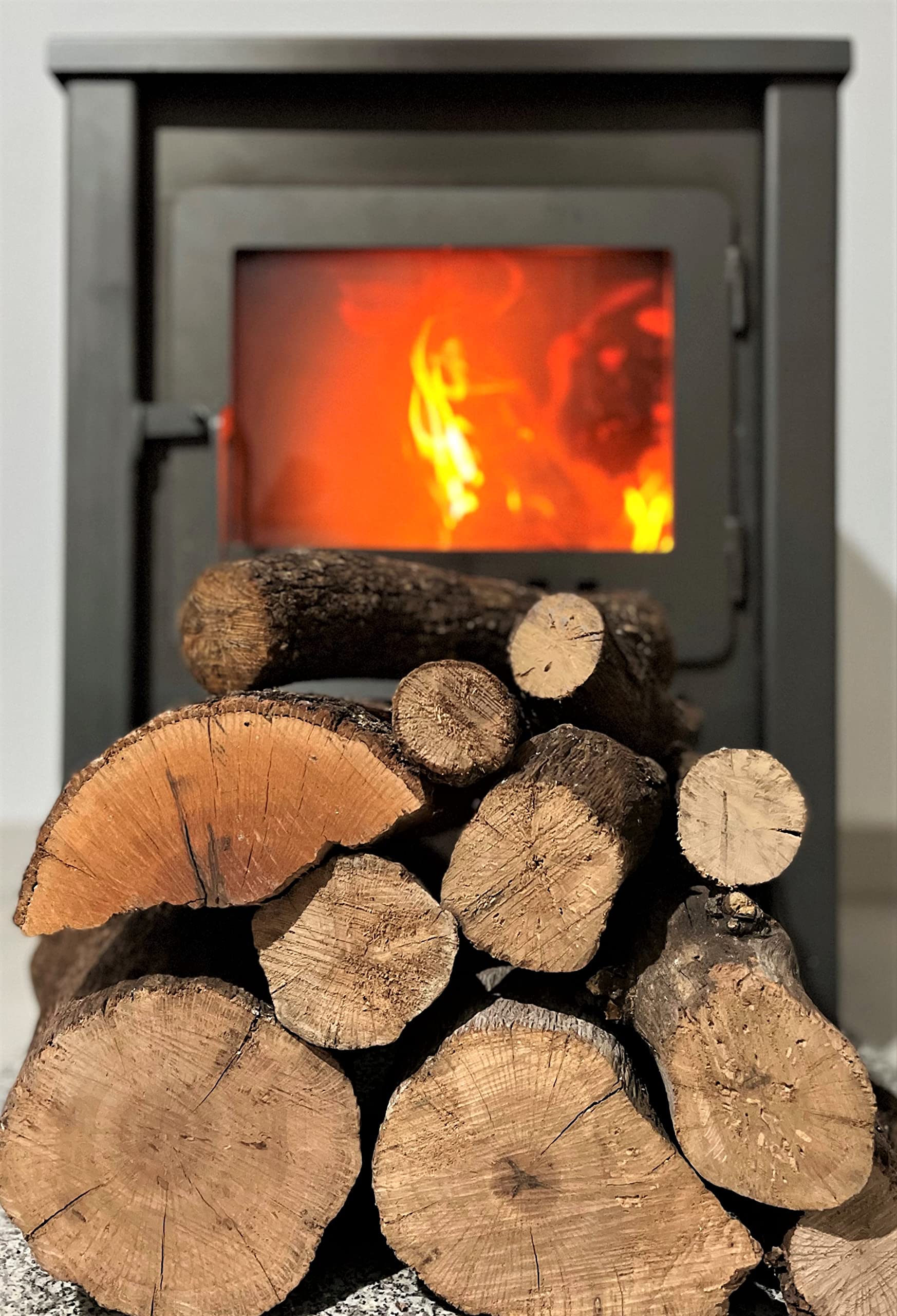 Leña Seca de Encina. Ideal para barbacoas o chimeneas. OAK BARBECUE (20 kg.)