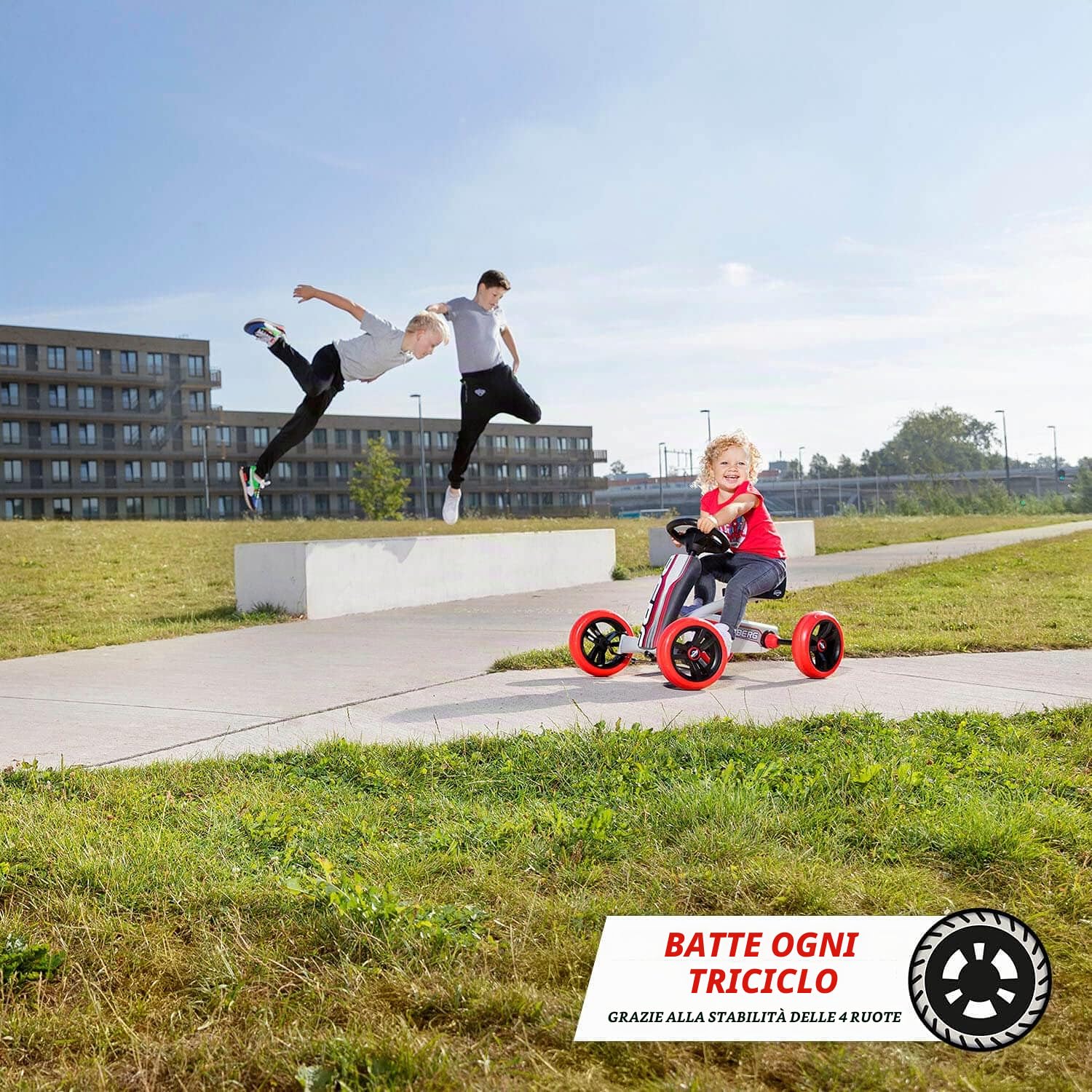 BERG Buzzy Red Pedal Gokart, veicolo per bambini, auto a pedale, giocattolo per bambini, alta sicurezza e stabilità, Kettcar dai 2 anni in su