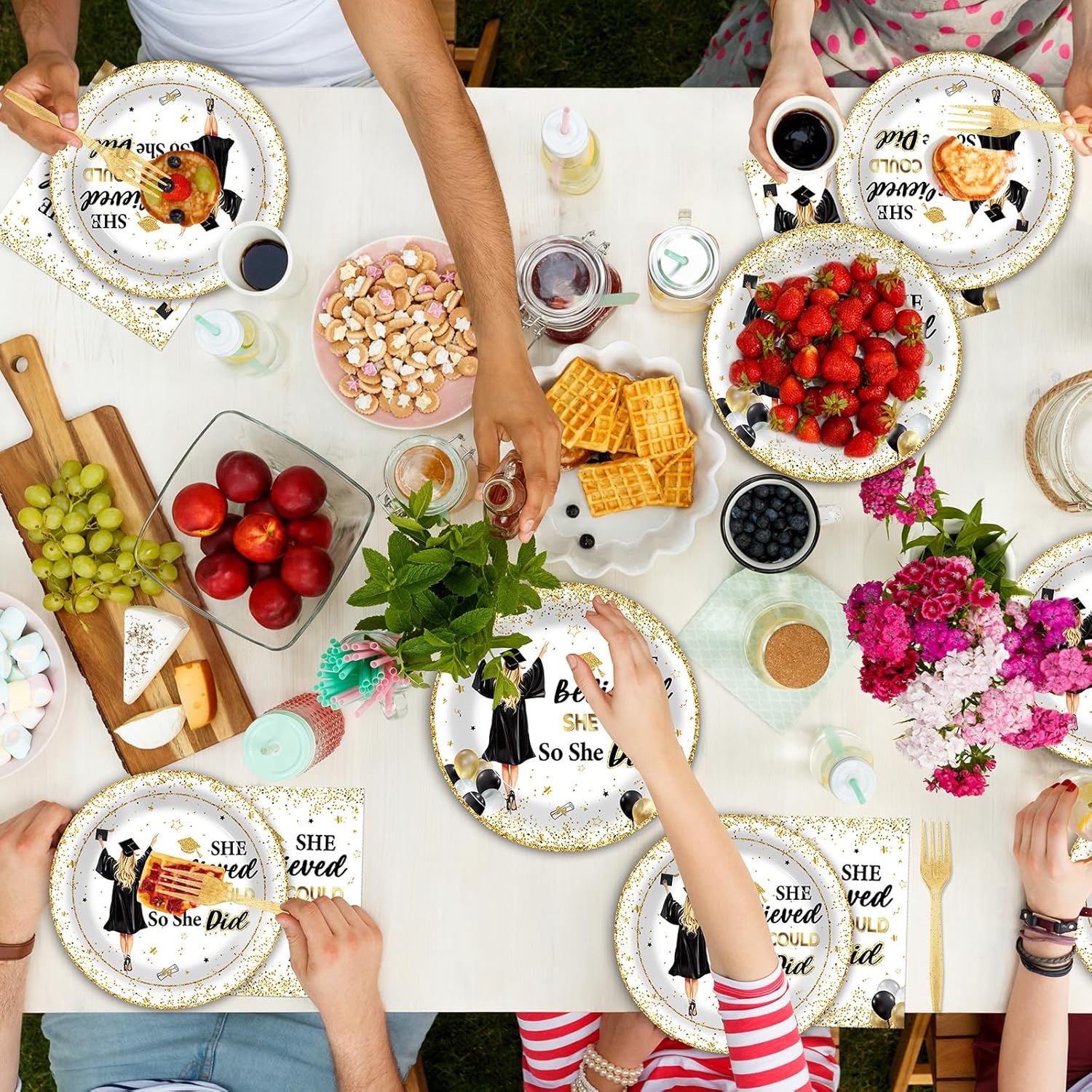 200pcs Graduation Party Supplies Decoration 2026 Graduation Plates Napkins Gold She Believed She Could So She Did Tableware Congratulations Graduate Paper Plate for Girl College High School Serves 50