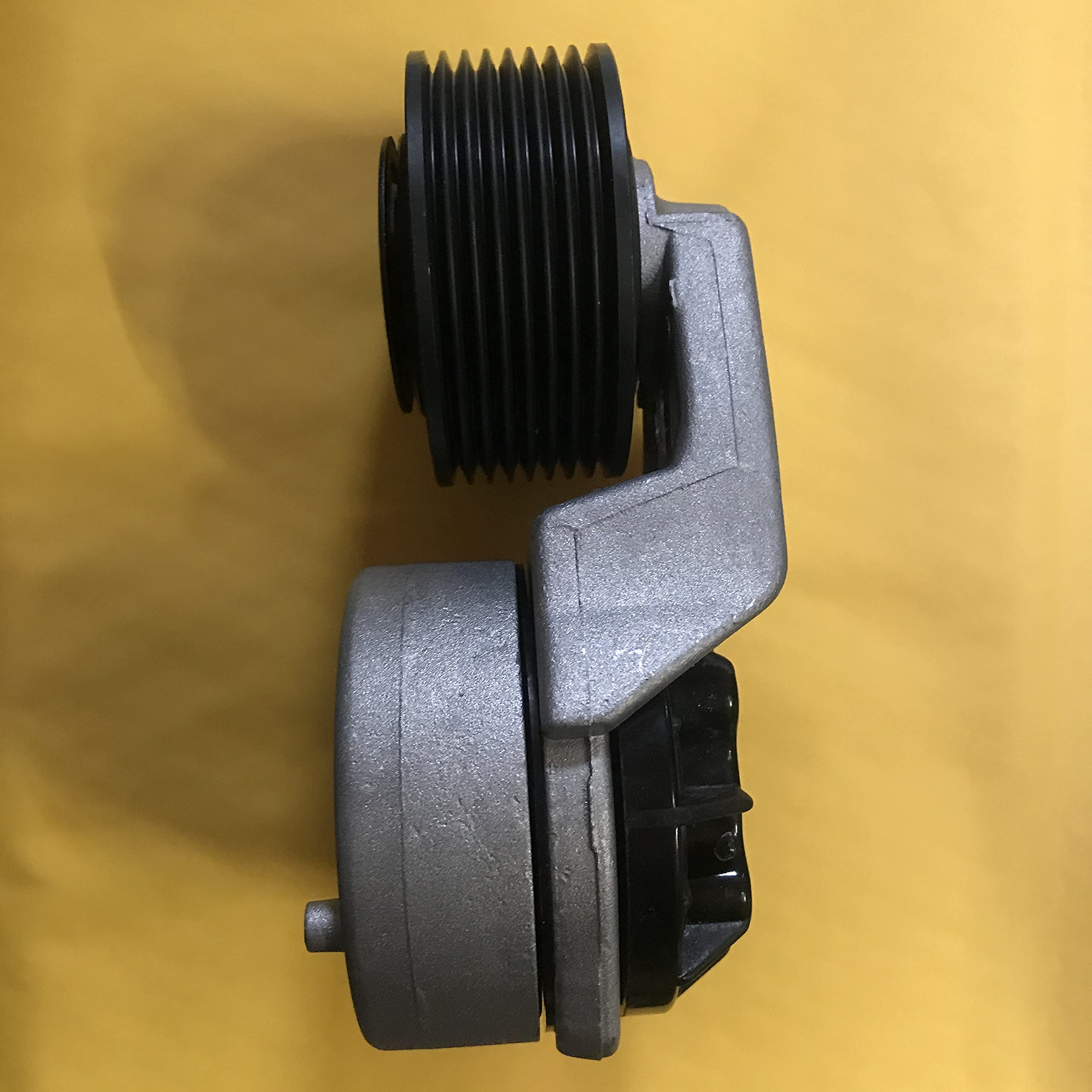 BT 2# J945849, 3945849, 87436755 Belt Tenshioner Fits for Cummins 