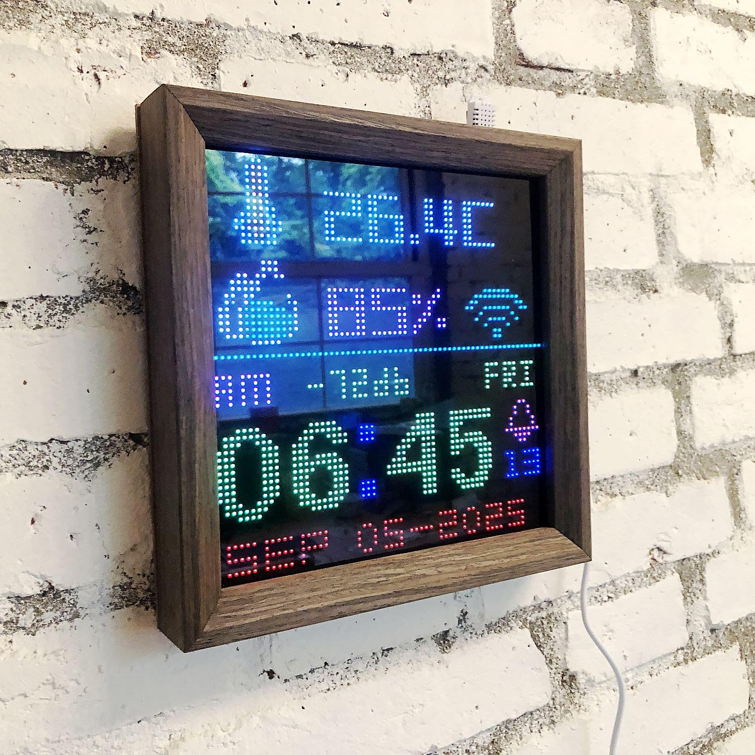 Reloj despertador digital NTP con pantalla LED, pantalla de temperatura y humedad, reloj de pared