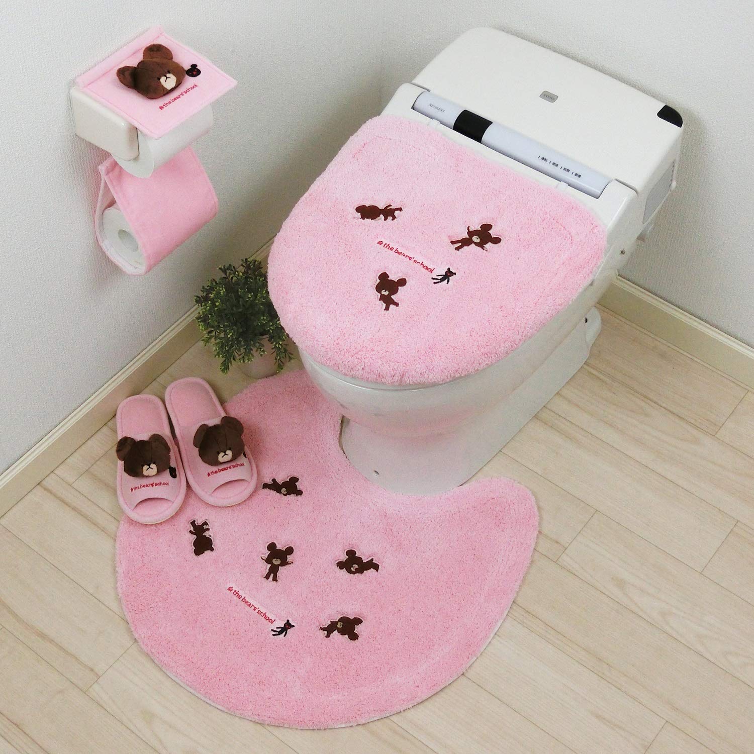 Amazon｜センコー くまのがっこう エブリデイジャッキー トイレマット