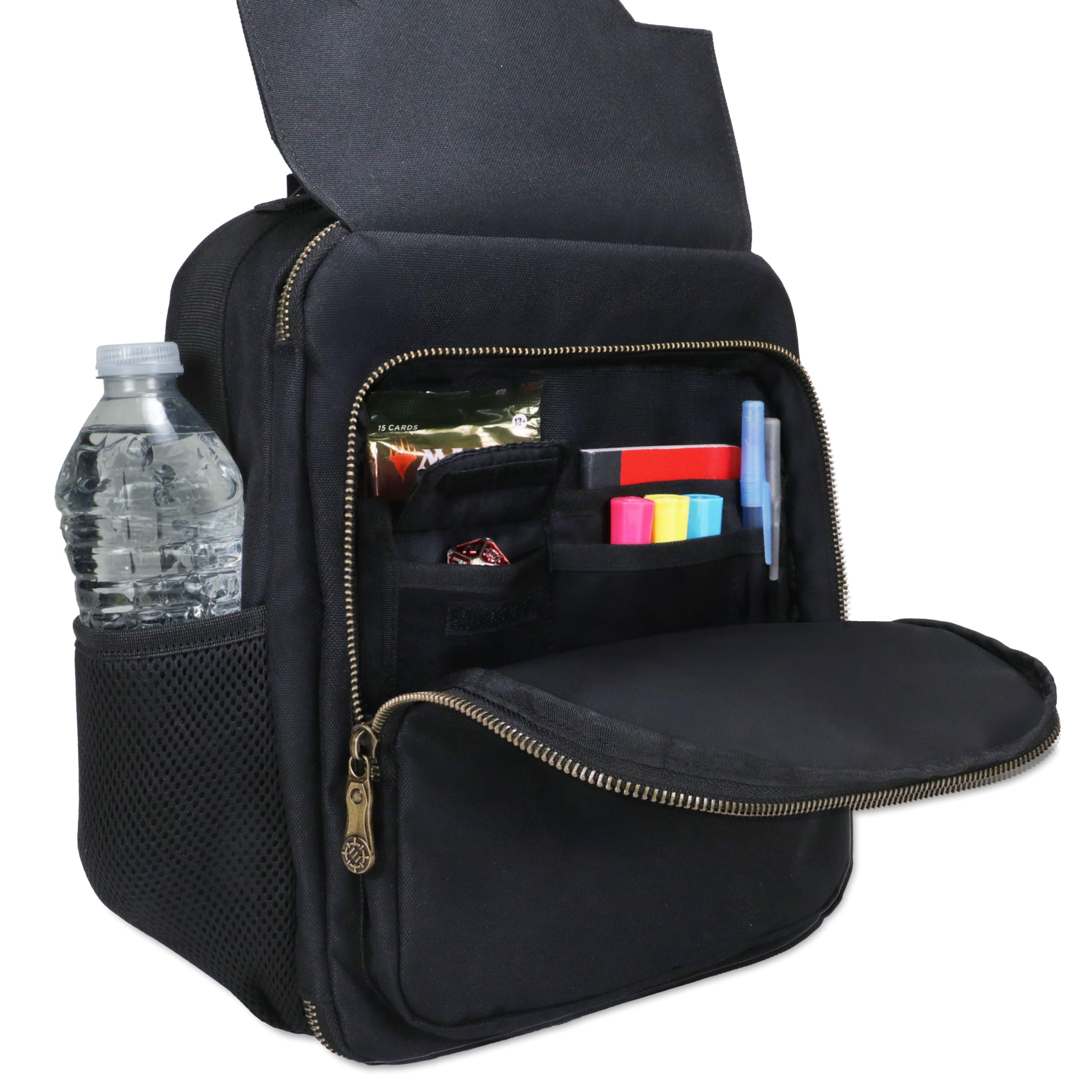 ENHANCE Mochila Pequeña para Cartas con Protector de Cartas, Interior Personalizable, Espacio para Bolsa de Dados y Cajas de Mazos. Mochila TCG con Soporte para Tapete de Juego, Compatible con MTG