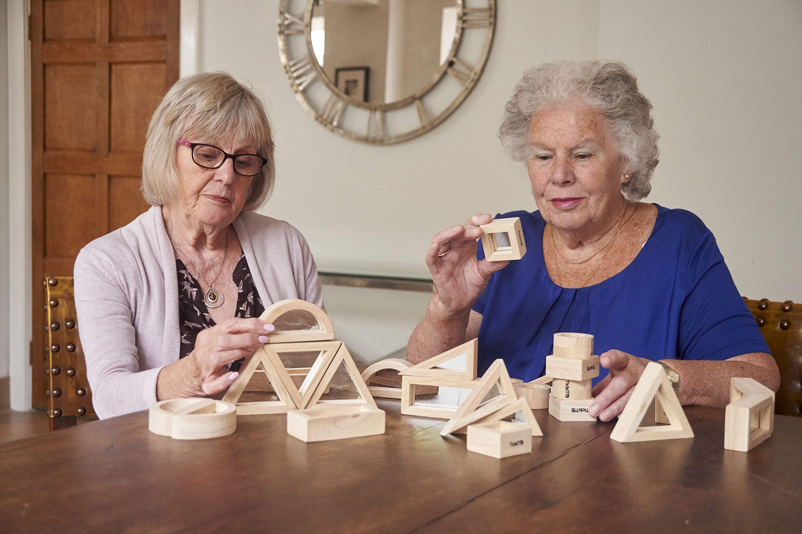 TickiT: Realistic People Block Set | Malih nog naokrog