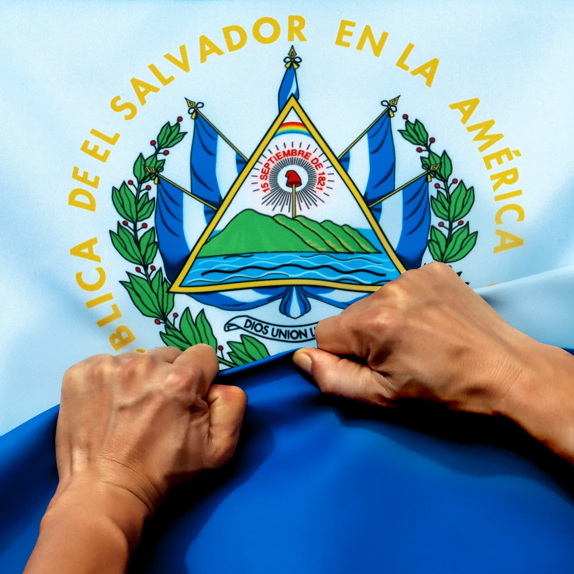Drapeau du Salvador indéchirable Anley résistant vent extérieur 3 plis