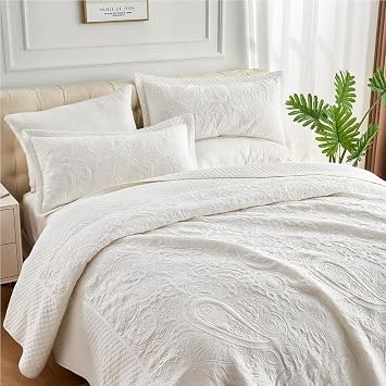 Oversized King Quilts 128x120, California King Bedspreads with 2 Pillow Shams, Ultrasonic Quilting Floral Pattern Soft Microfiber Lightweight Extra Large King Bedspread, White