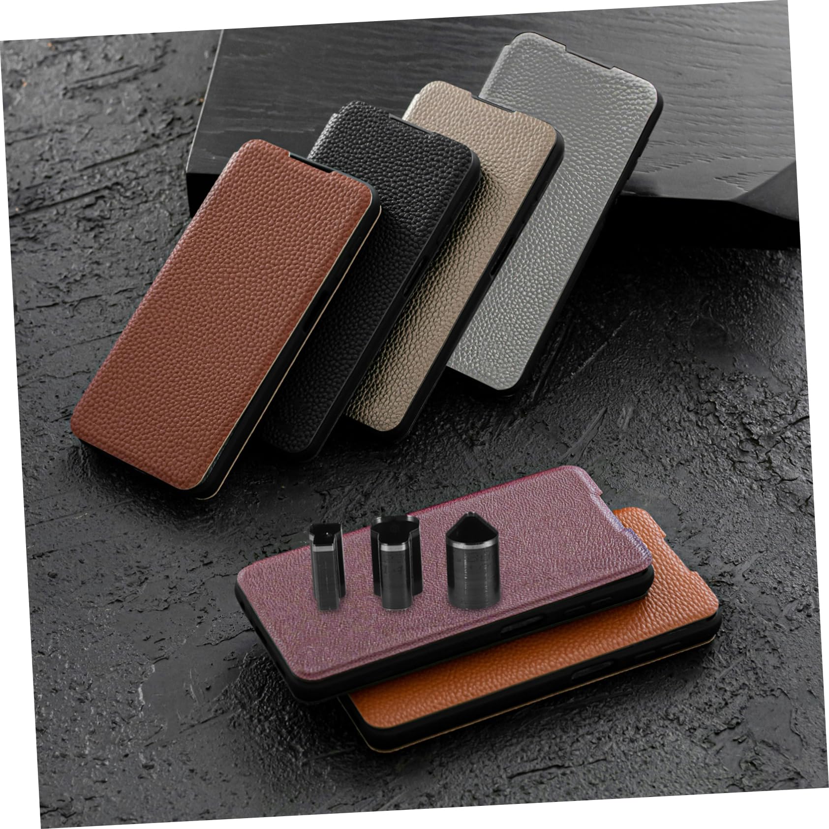 NUOBESTY 120pezzi Strumenti Per Lavorazione Pelle Punzoni Per Pelle Utensile Professionale Per Creare Design e Modelli Personalizzati Kit Completo Per Fai Da Te Con Ad Alta Velocità