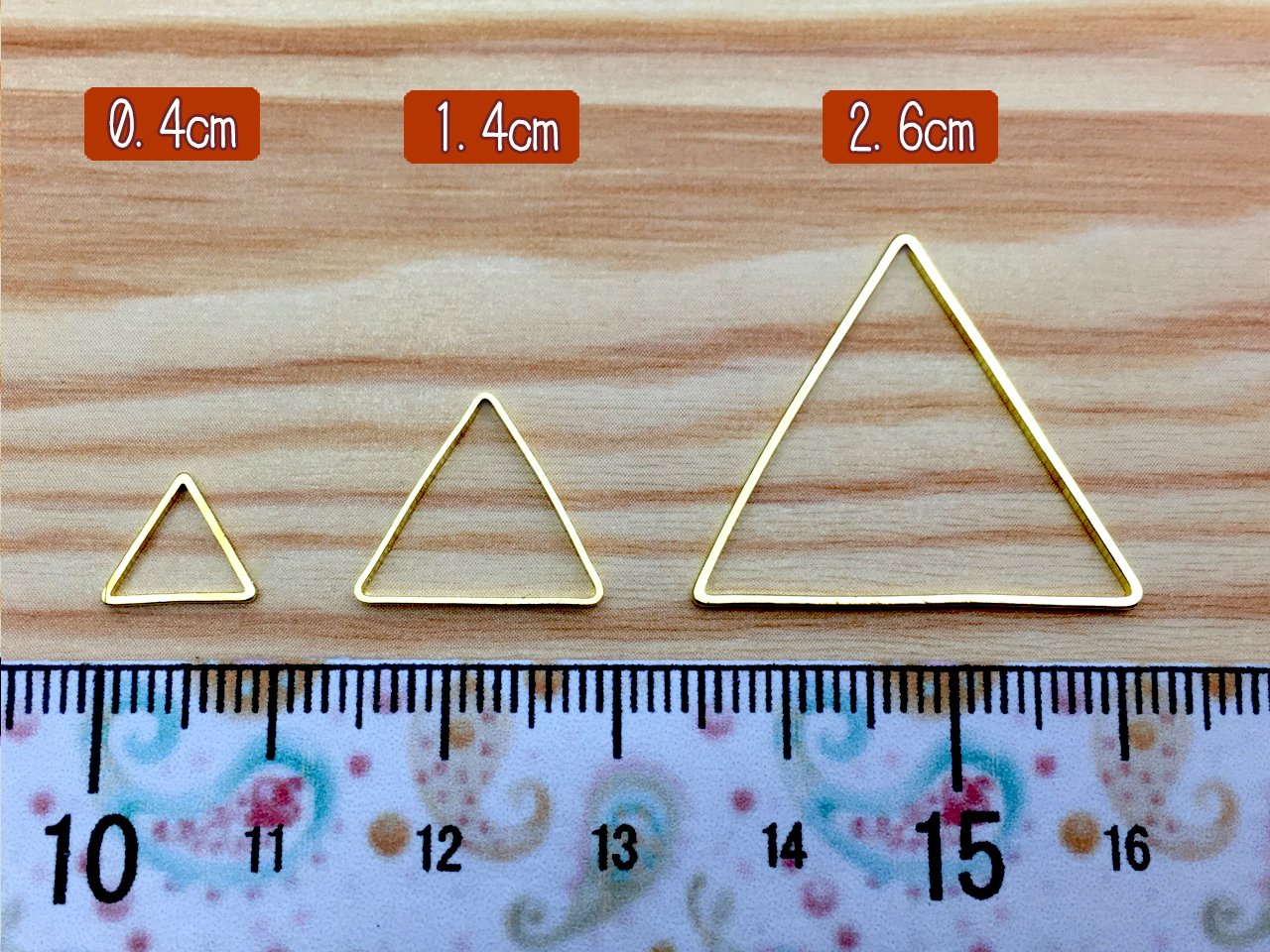 Amazon | フレームパーツ ゴールド 三角 3サイズmix【0.9cm 1.4cm 2.6